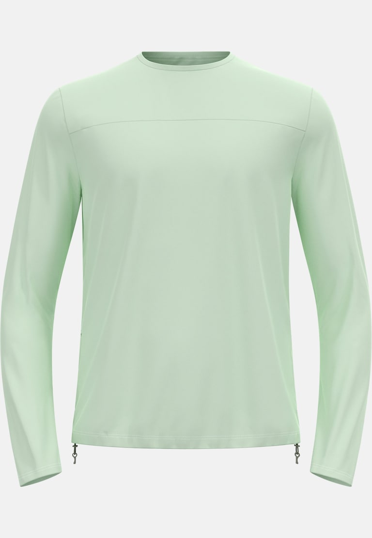 The Explorer Chill-Tec cargo long-sleeve t-shirt