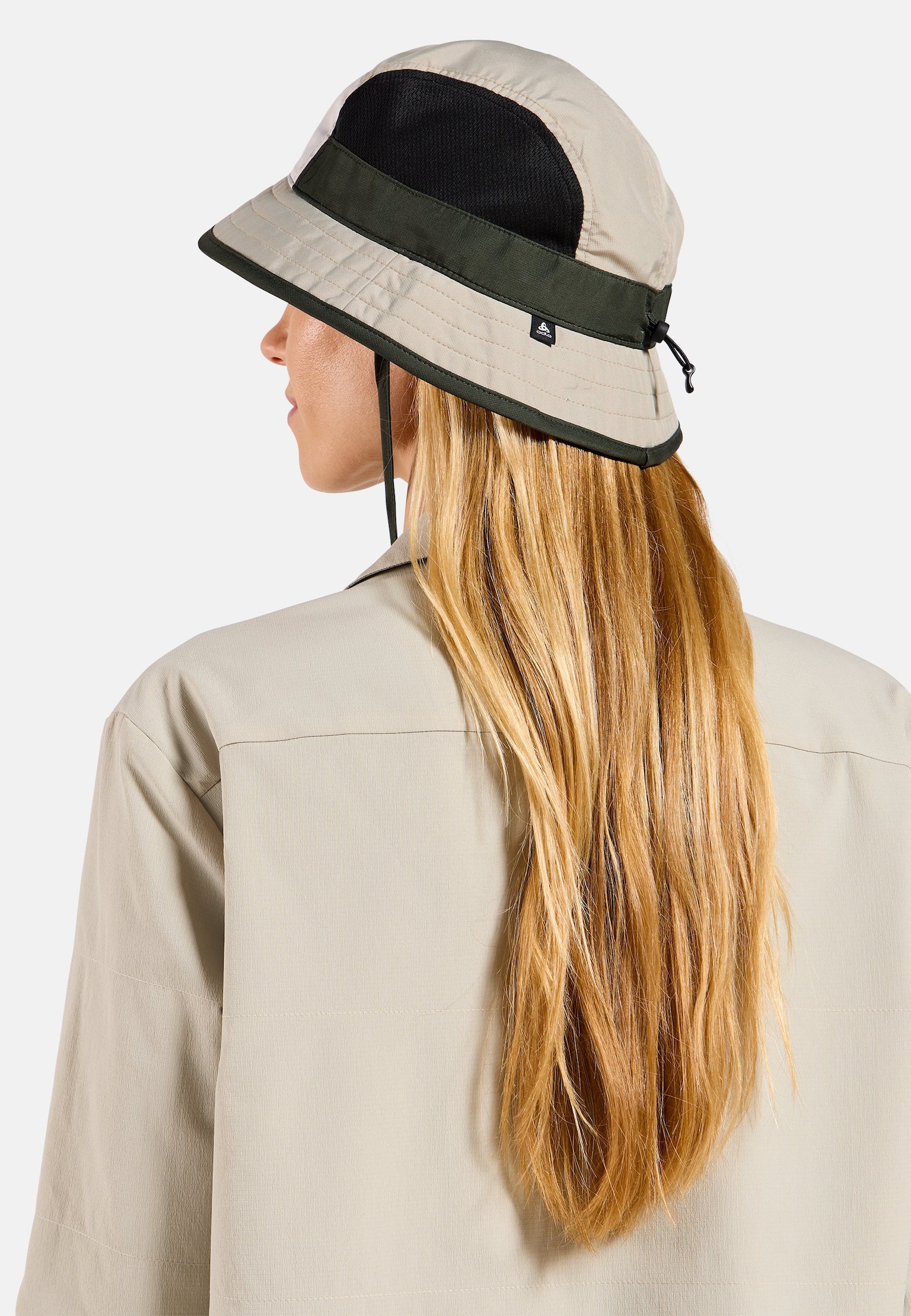 The Performance Light bucket hat