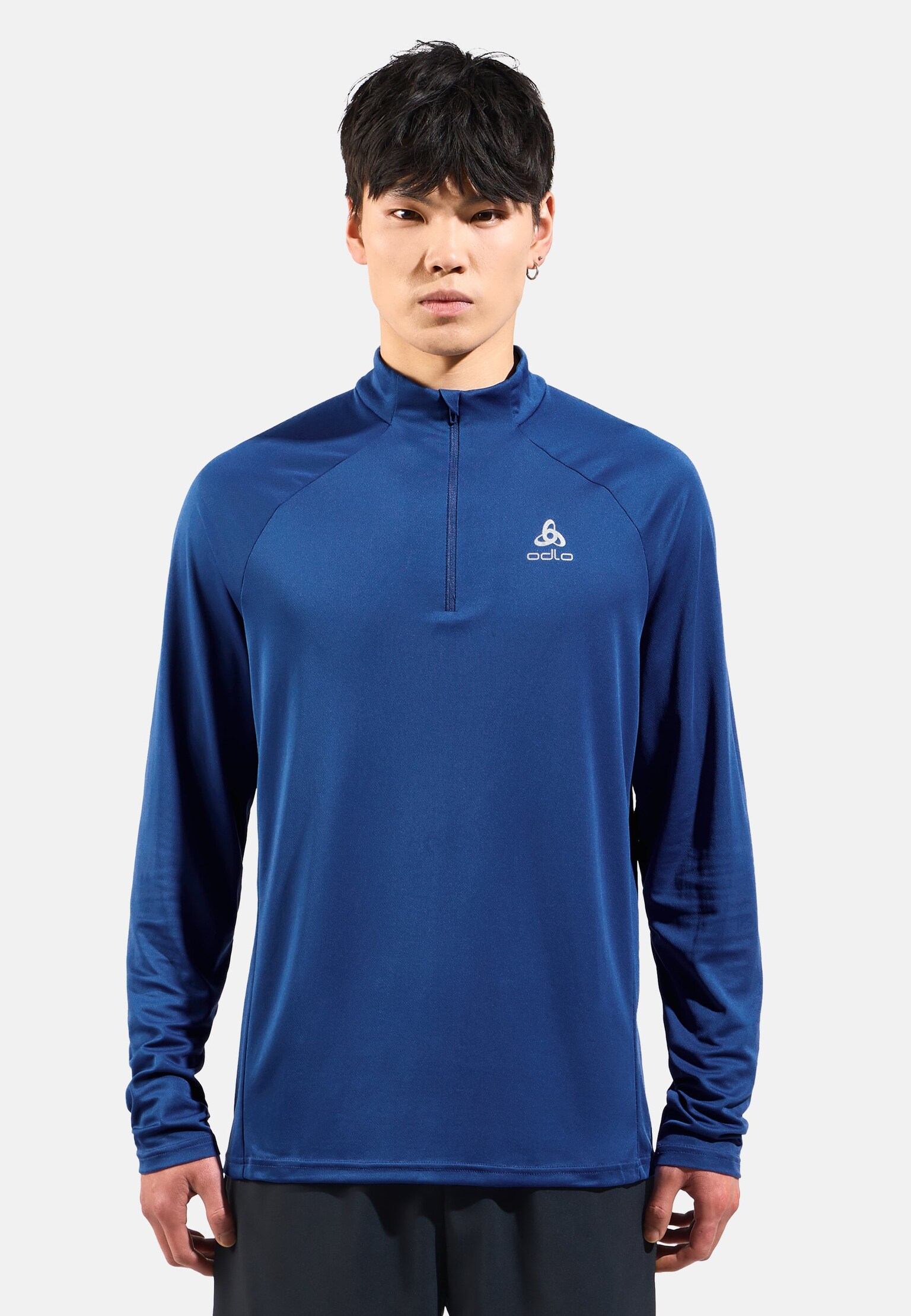 The men's Essentials half-zip running mid layer