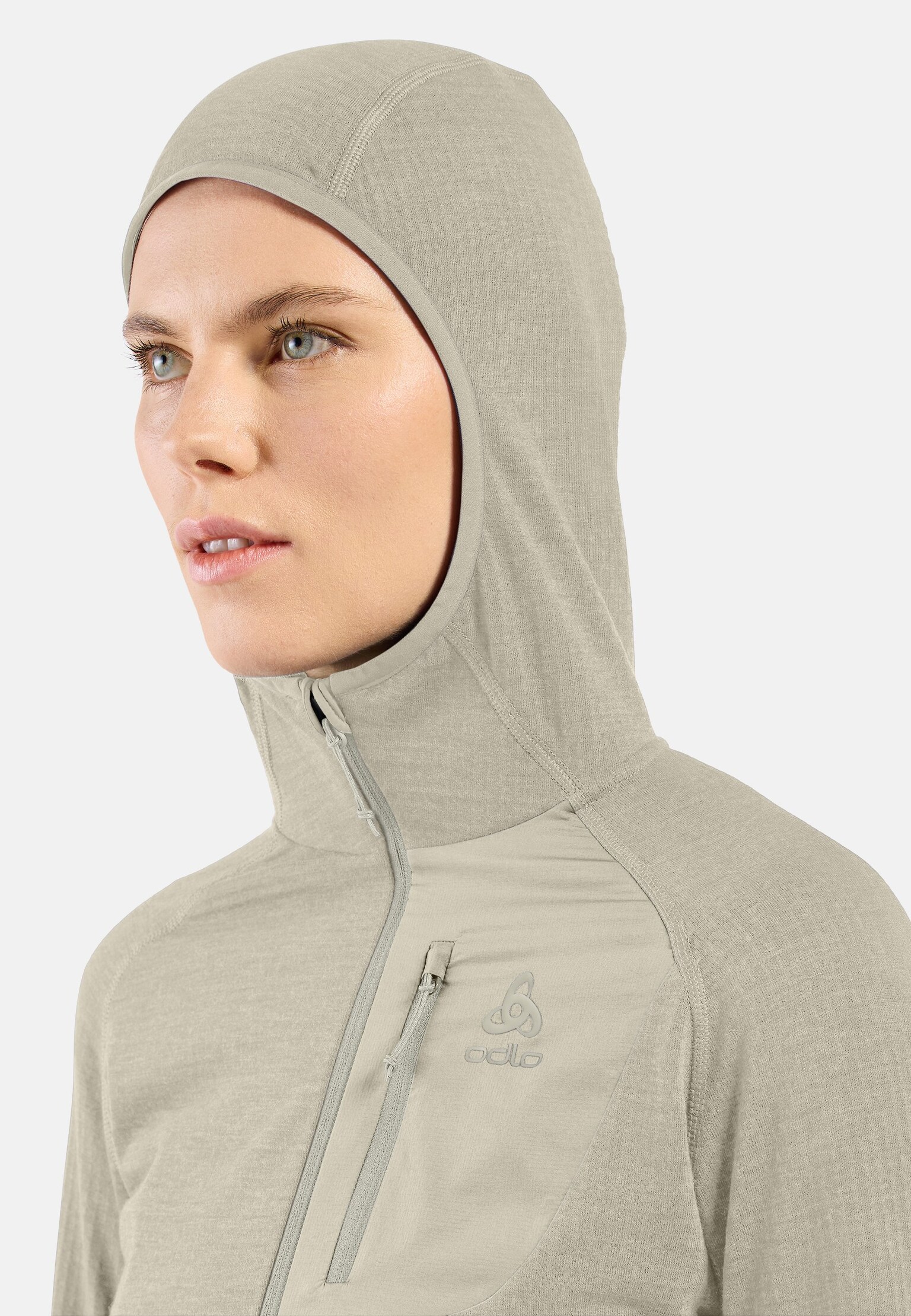 Ascent Mid Layer mit Kapuze und Reissverschluss