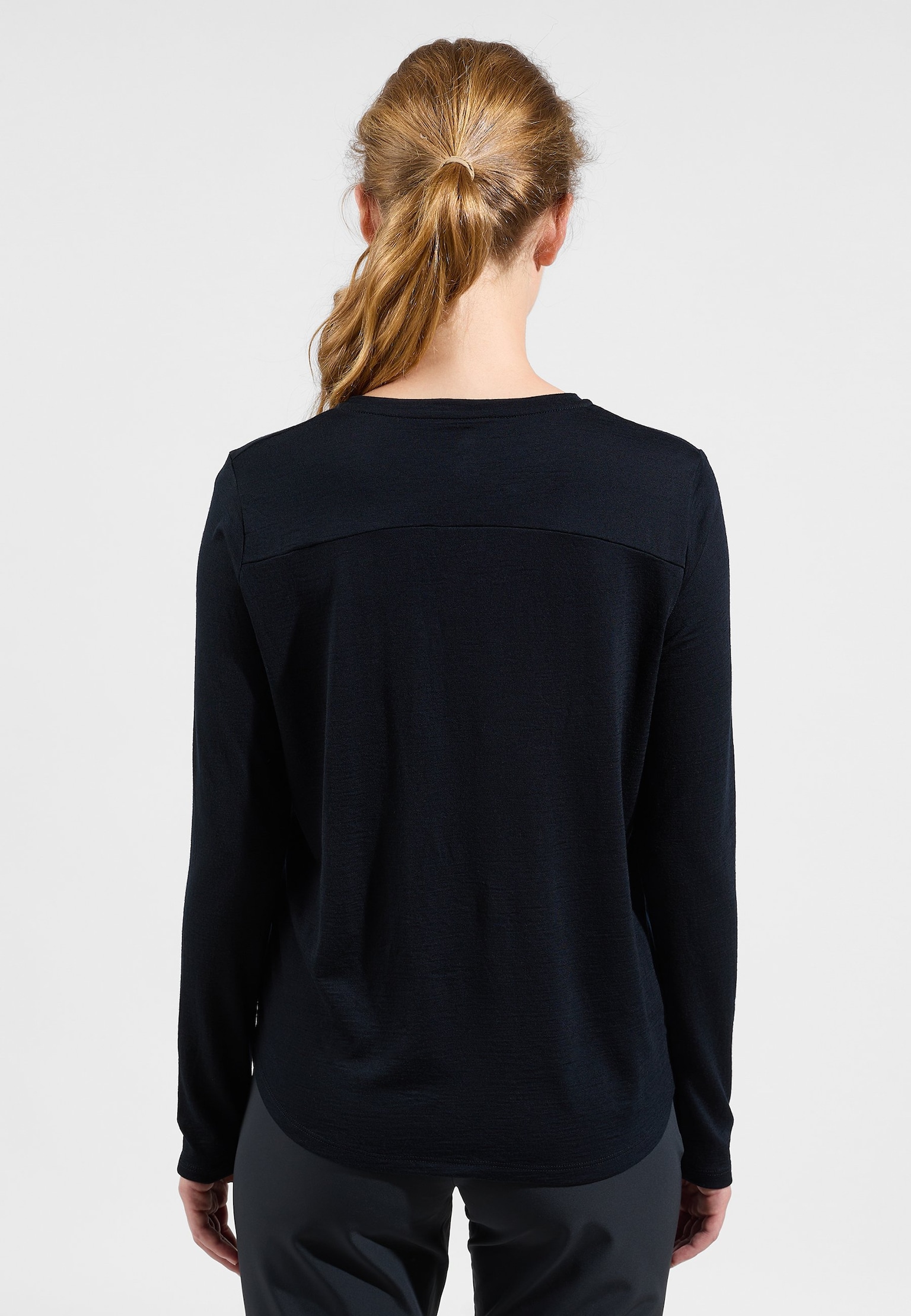 The Ascent 365 merino 200 long sleeve