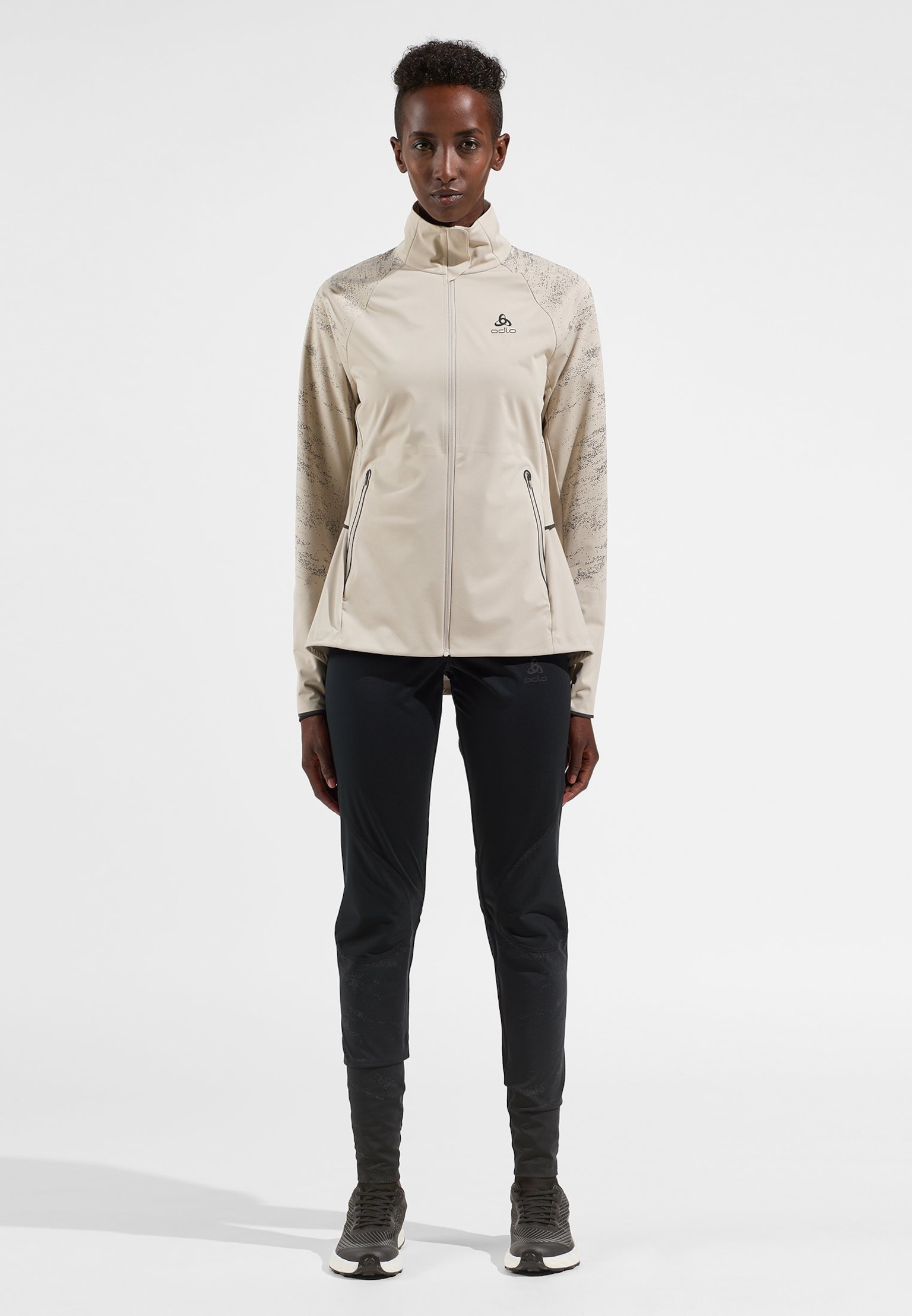The Zeroweight Pro Warm reflective running jacket