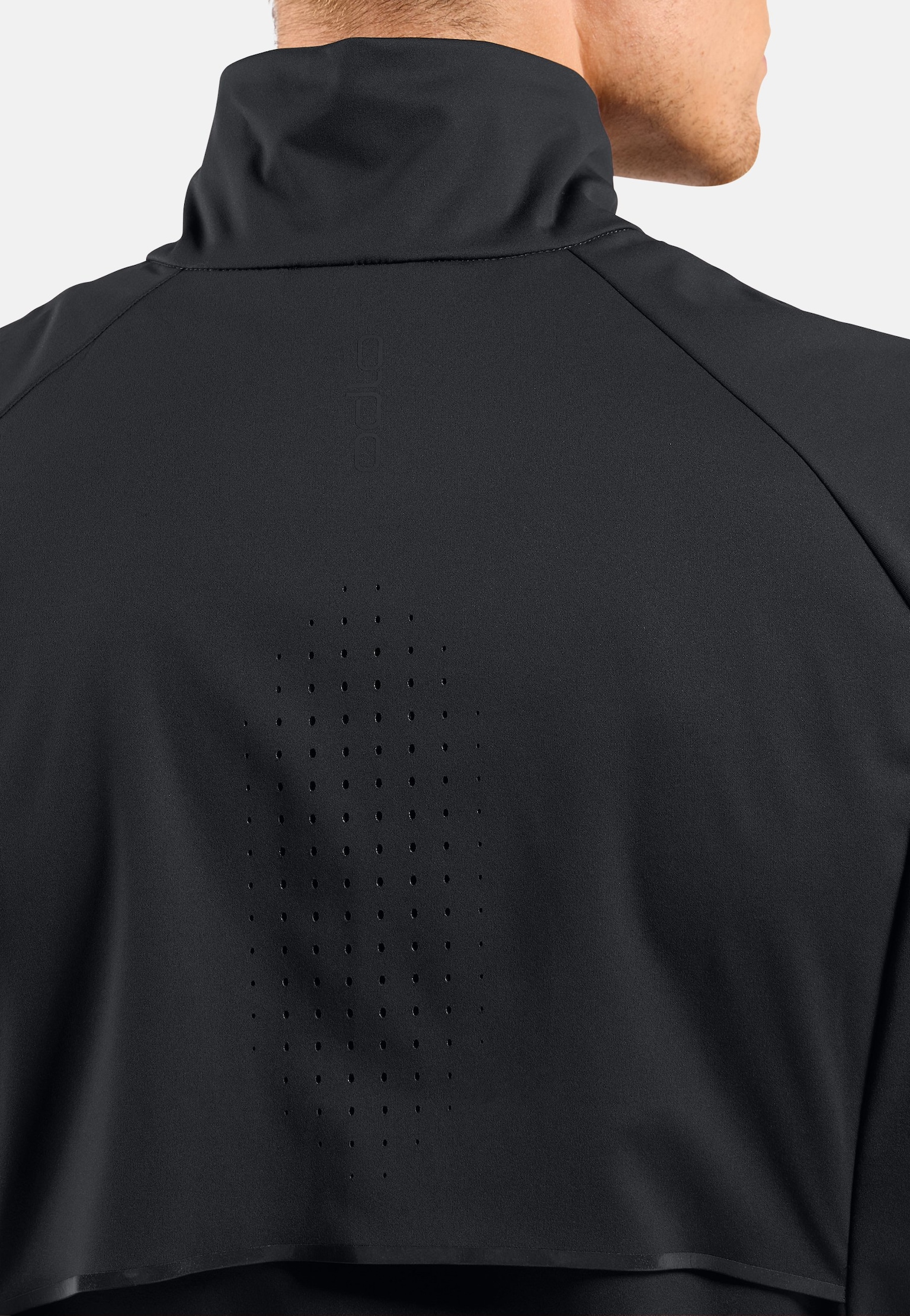 The Zeroweight Pro Warm running jacket 2.0