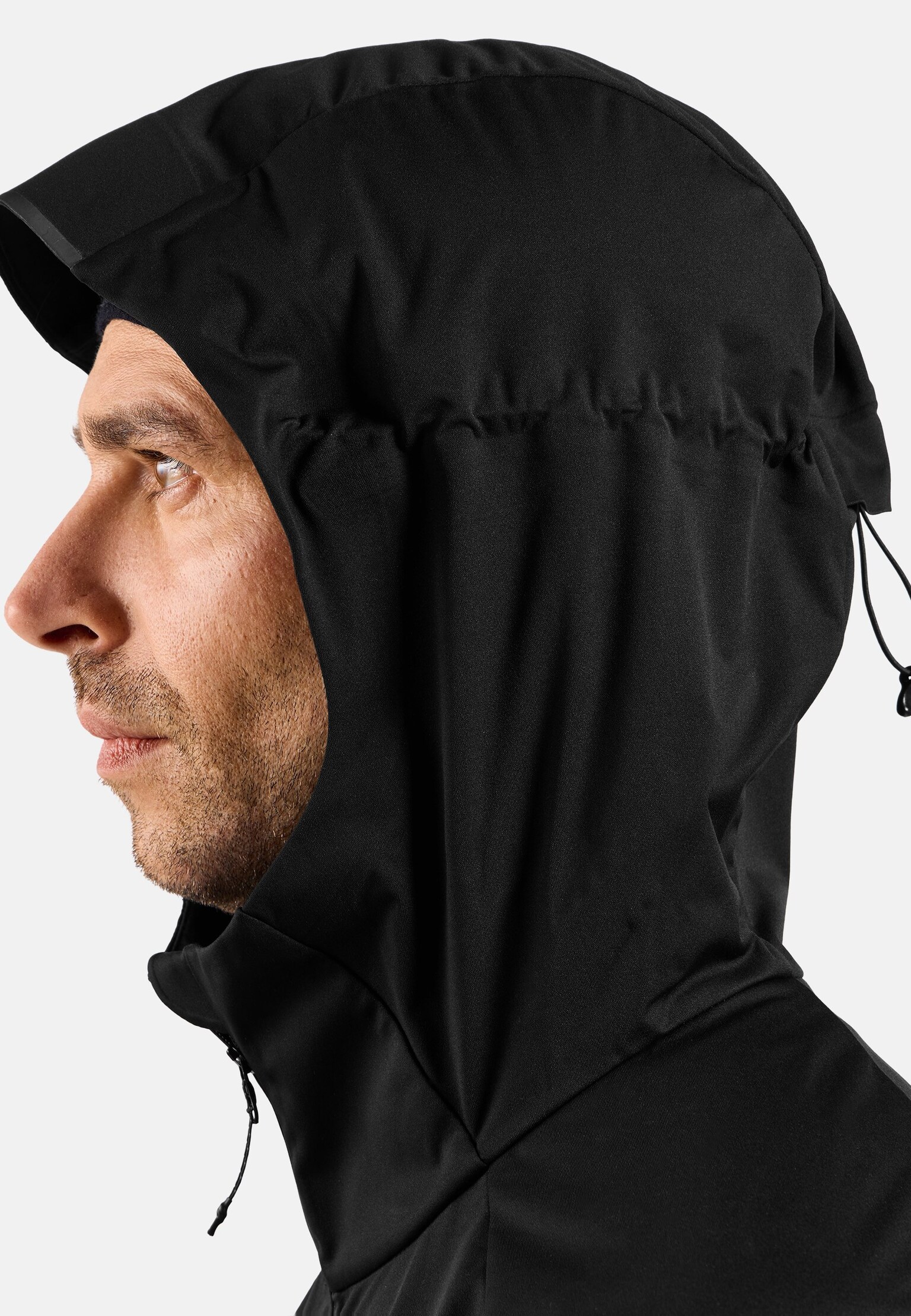 The Zeroweight Pro Warm windproof cross-country anorak