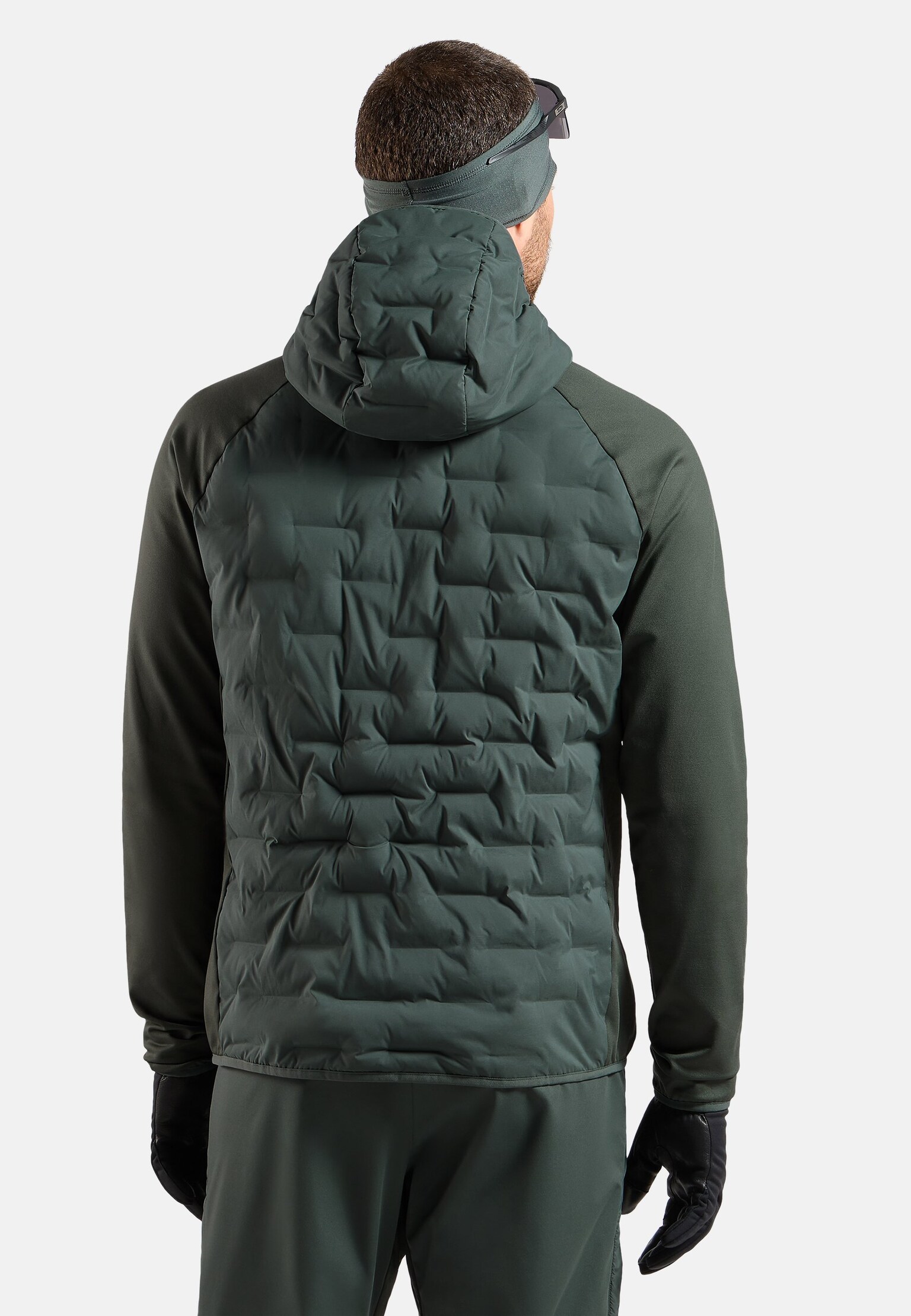 The Zeroweight Insulator hybrid mid layer hooded zip