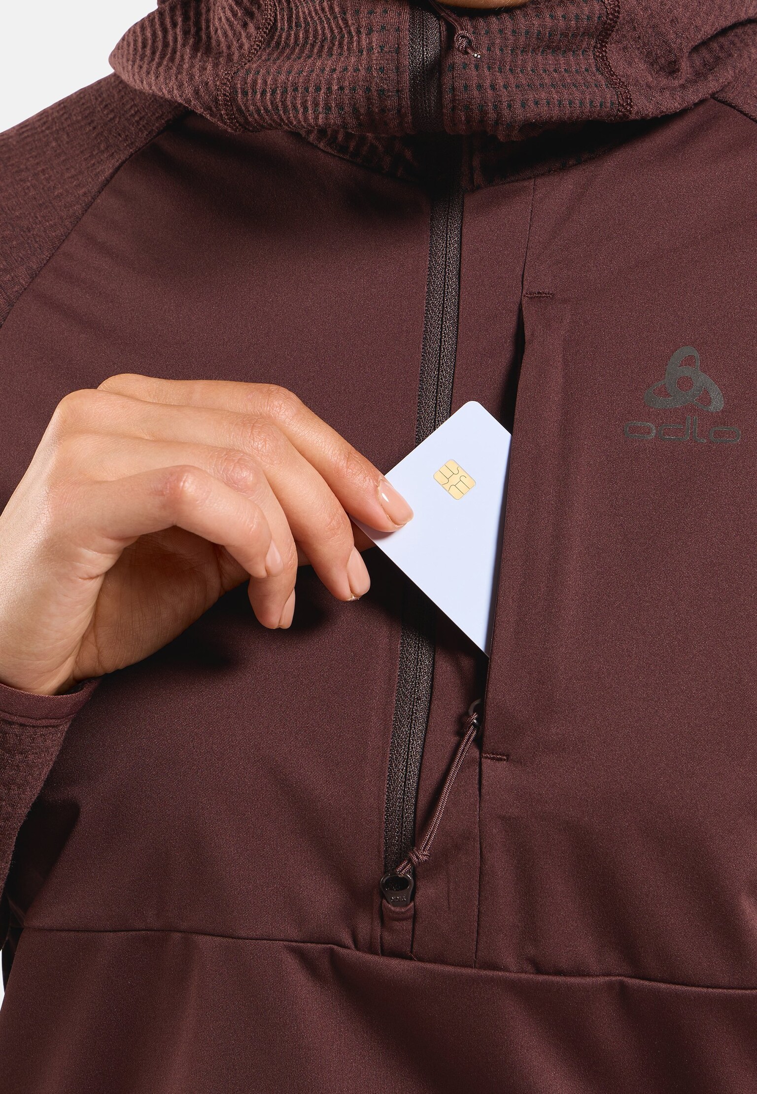 Mid layer con cappuccio antivento senza cuciture Zeroweight Pro Performance Wool