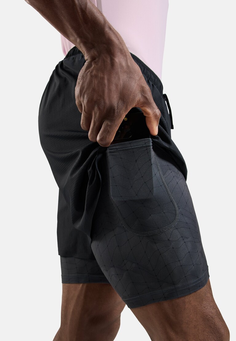 The Zeroweight 5-inch 2-in-1 hyper print running shorts