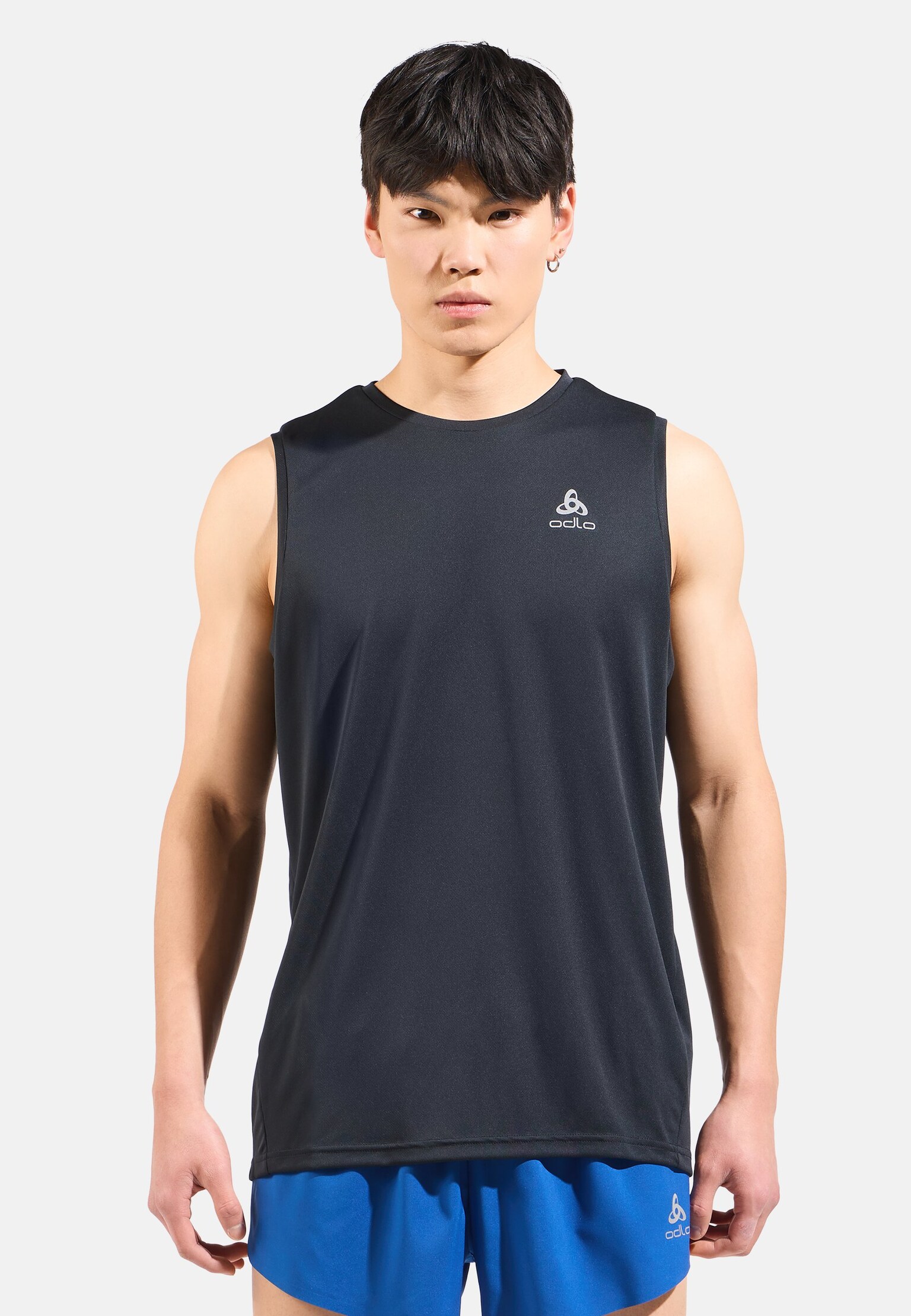 The men's Essentials running singlet