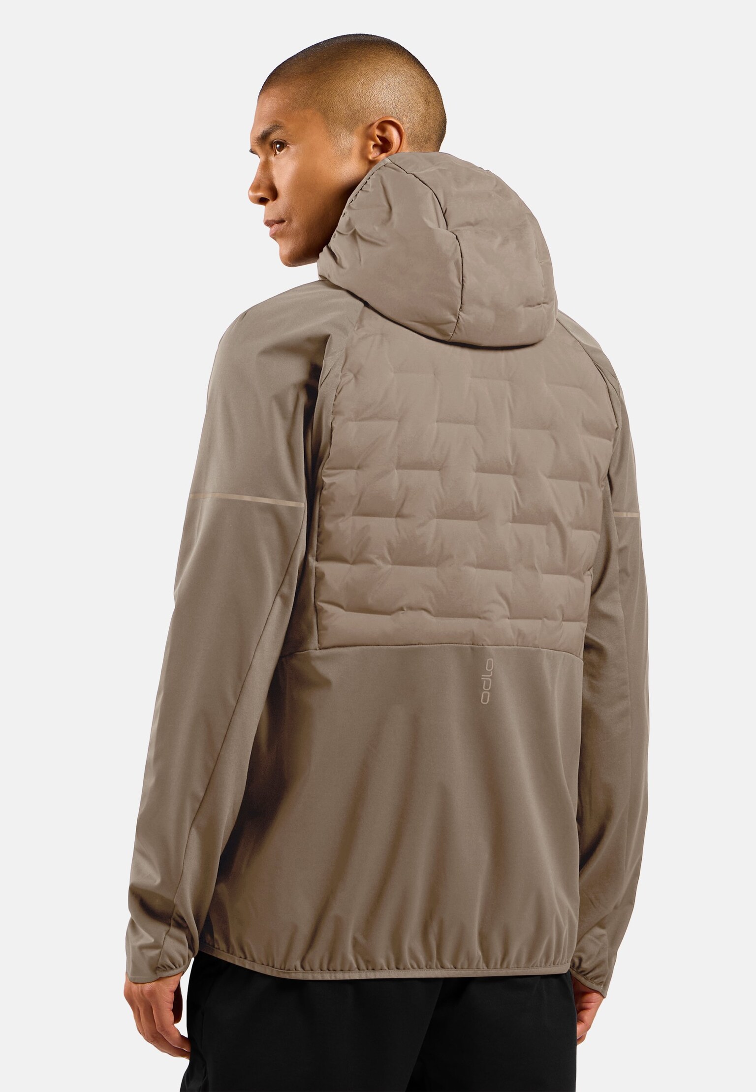 The Zeroweight Insulator running jacket