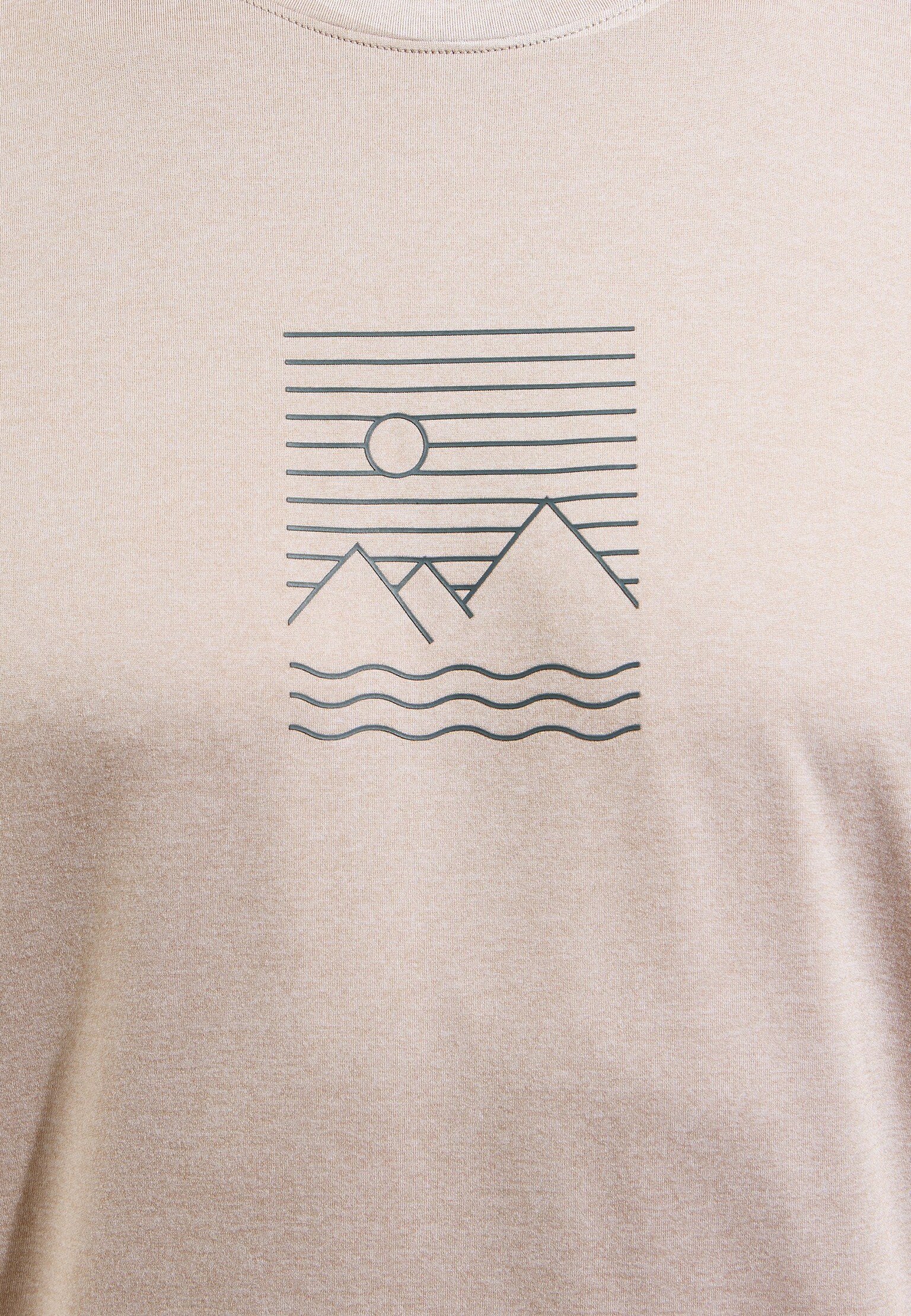 Ascent sun sea mountains t-shirt