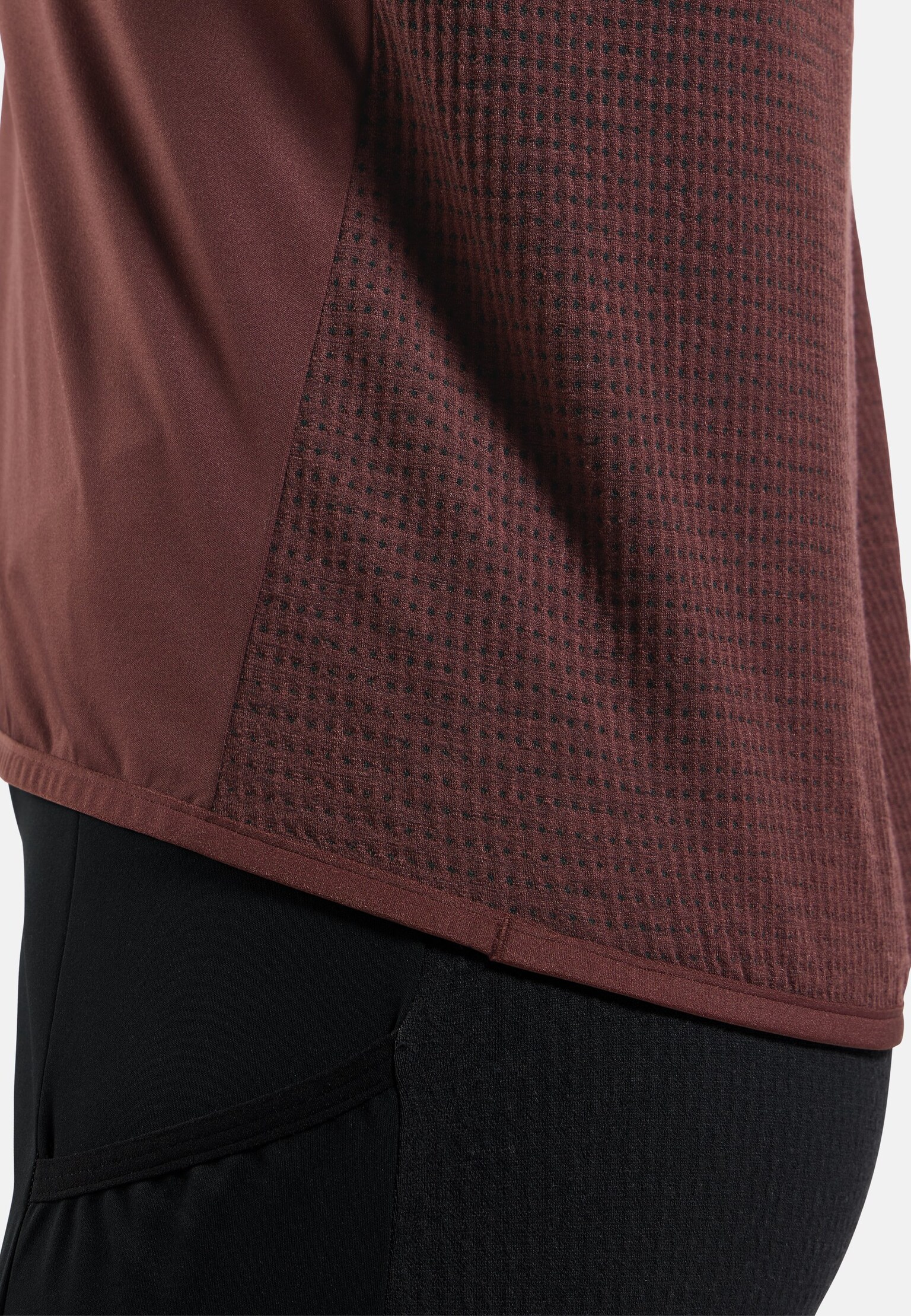 Mid layer con cappuccio antivento senza cuciture Zeroweight Pro Performance Wool