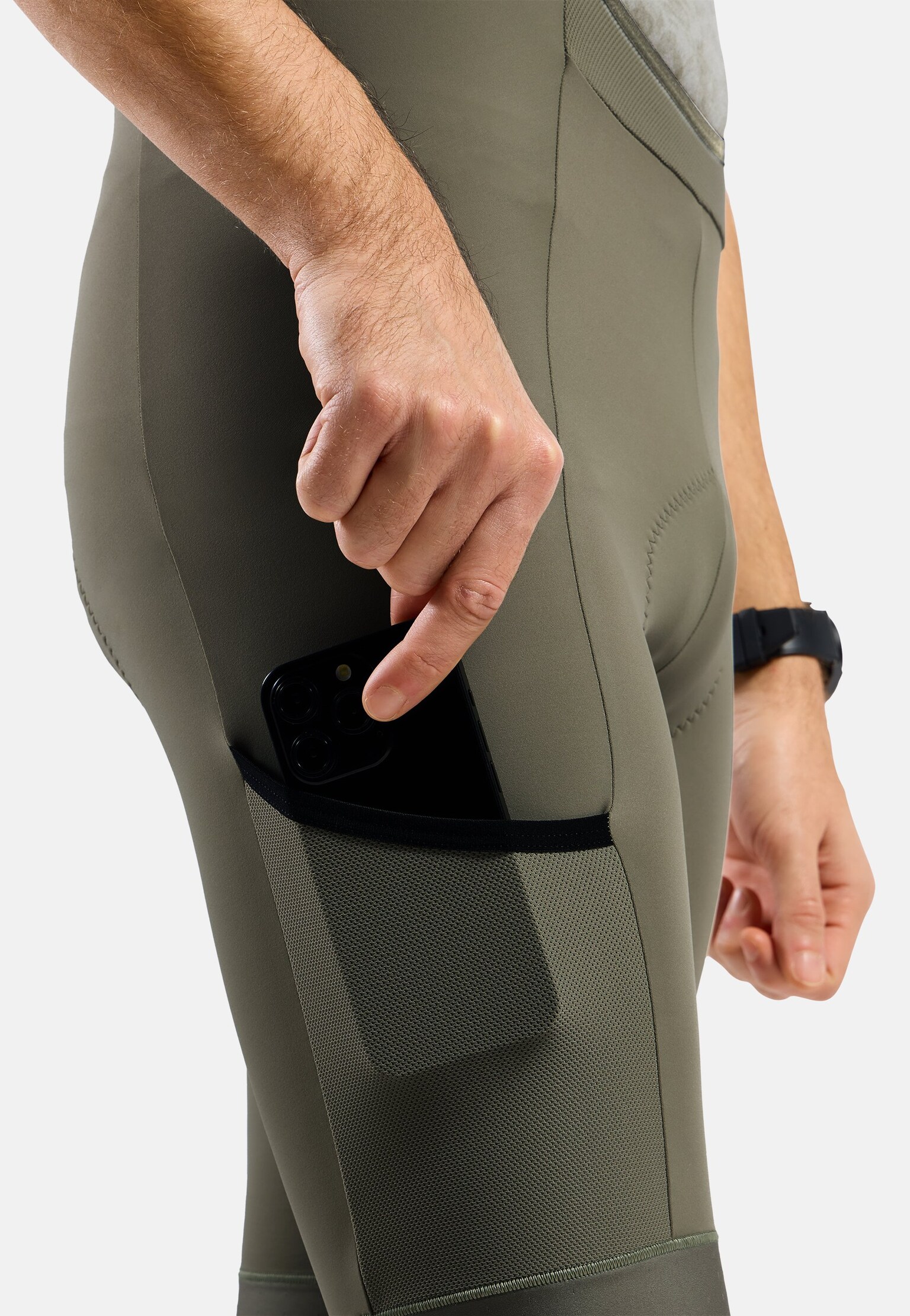 Cuissard court à bretelles et poches cargo Zeroweight