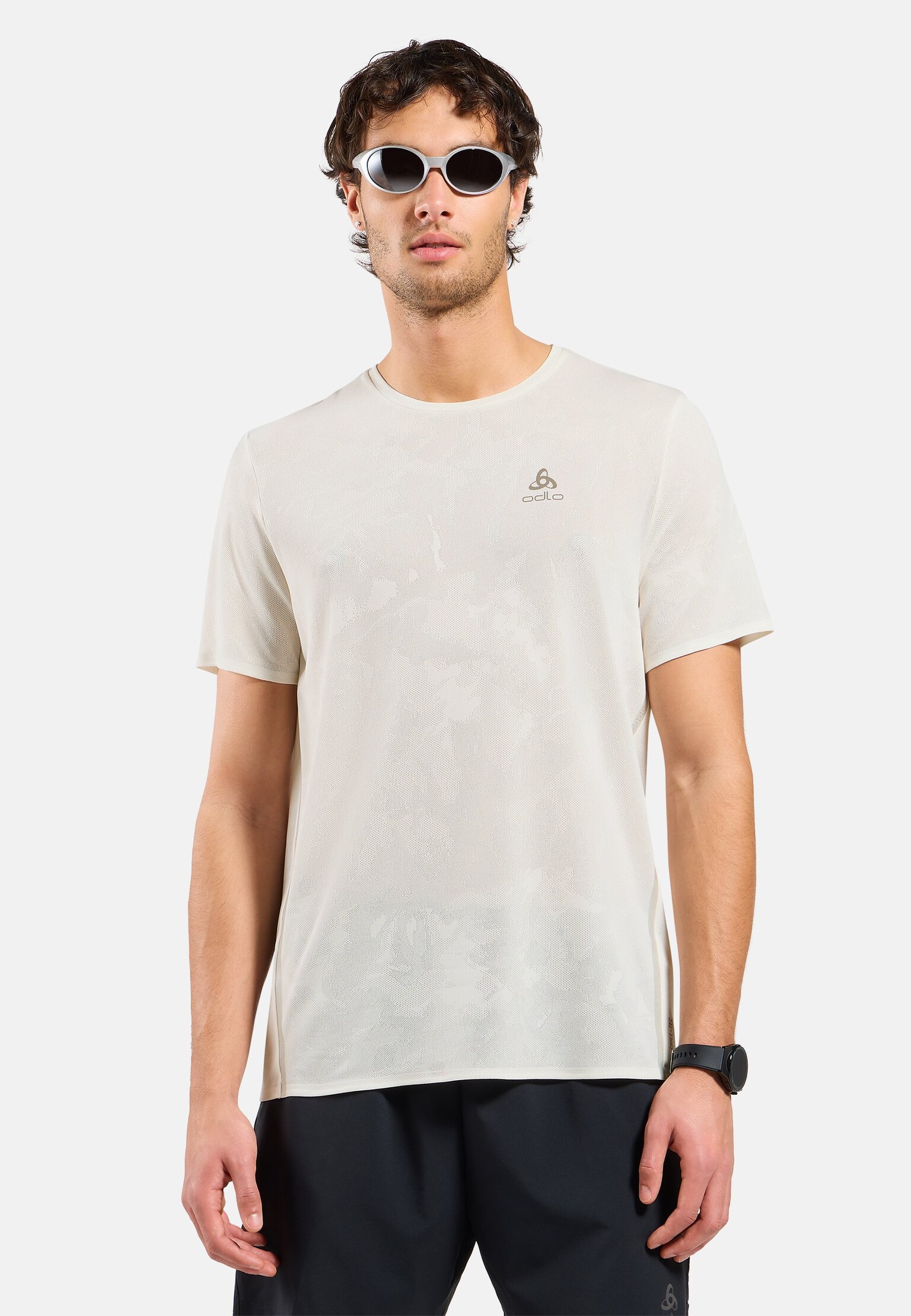 The Zeroweight Engineered Chill-Tec running t-shirt
