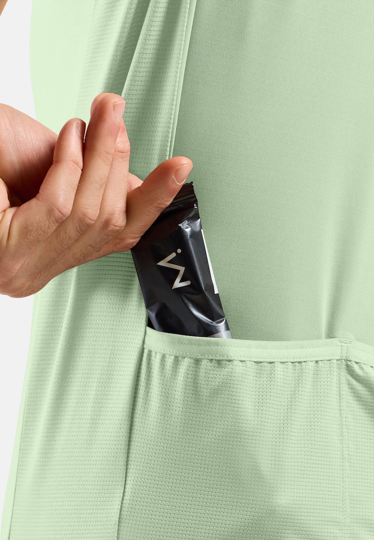 The Explorer Pro Chill-Tec full-zip jersey
