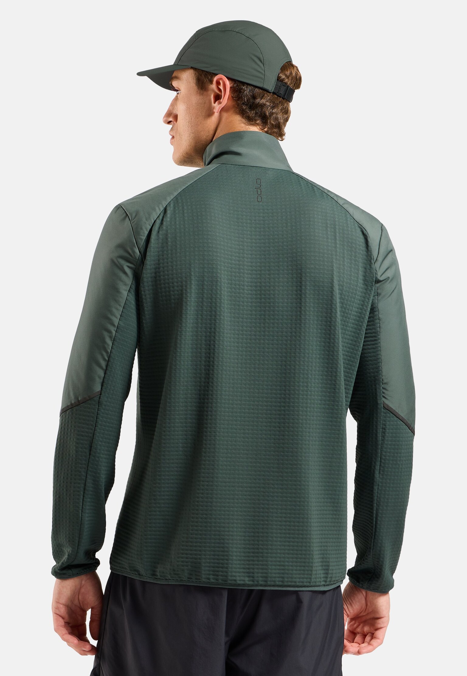 Essentials Insulator Hybrid-Laufjacke