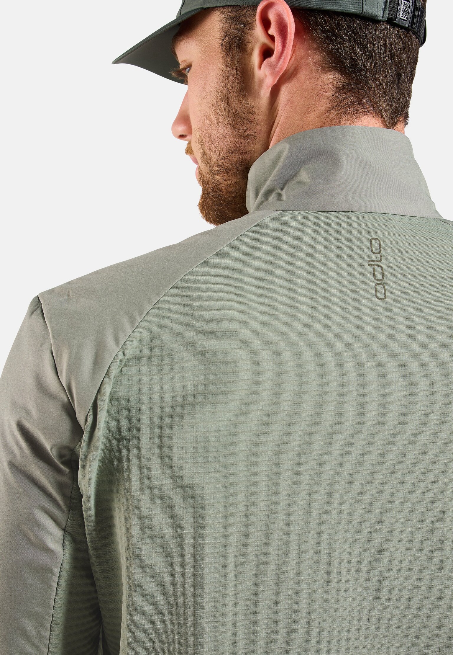 Essentials Insulator Hybrid-Laufjacke