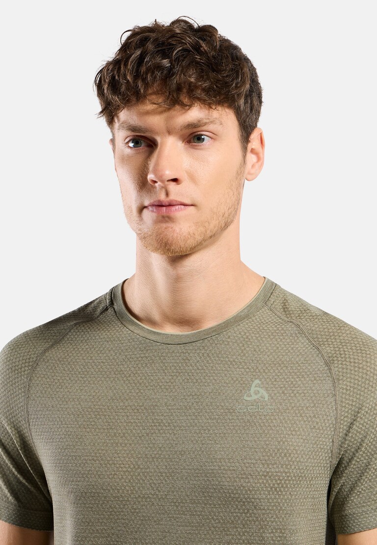 The Essentials seamless running t-shirt