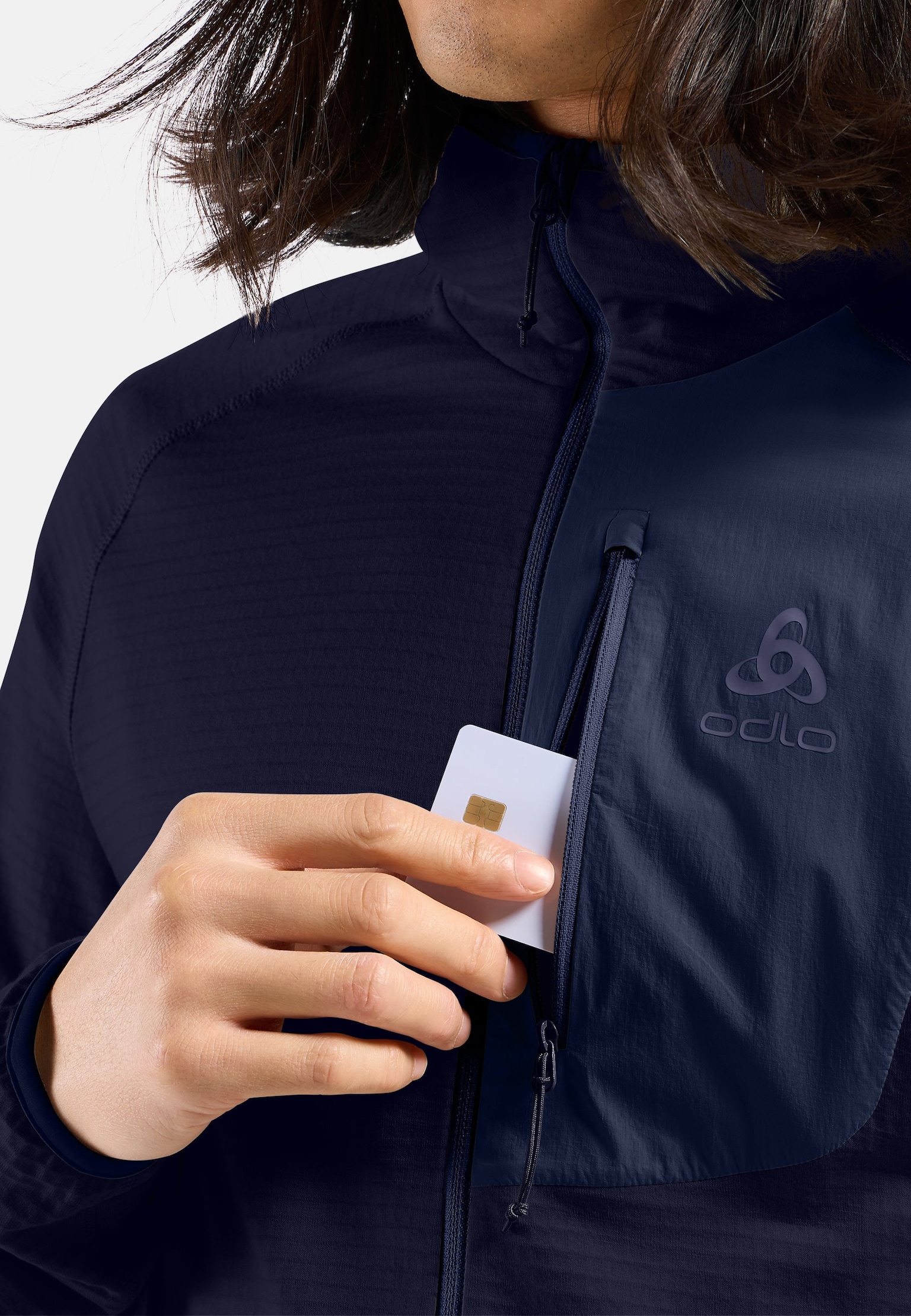 Ascent Mid Layer mit Kapuze und Reissverschluss