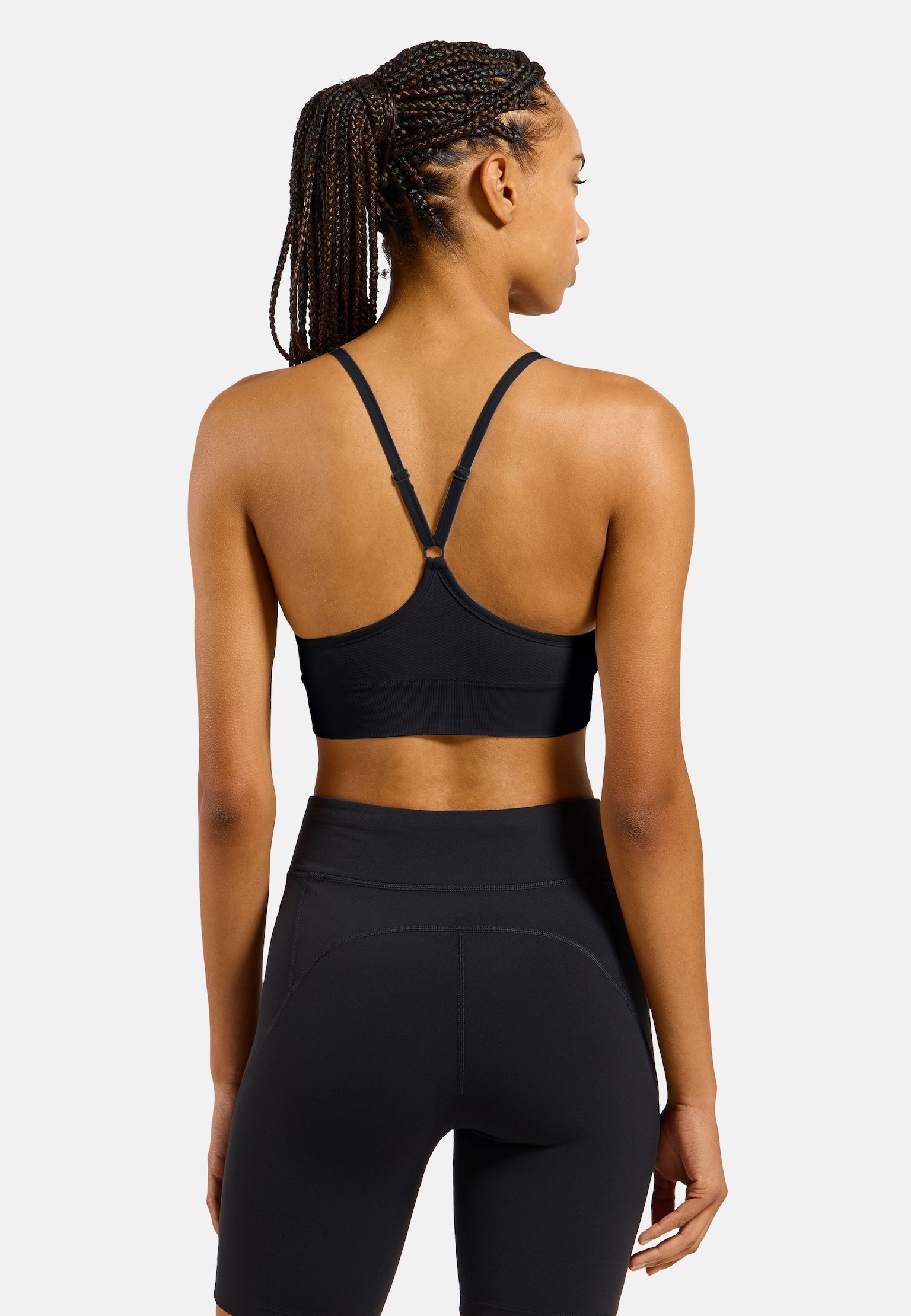 The Seamless soft-support sports bra
