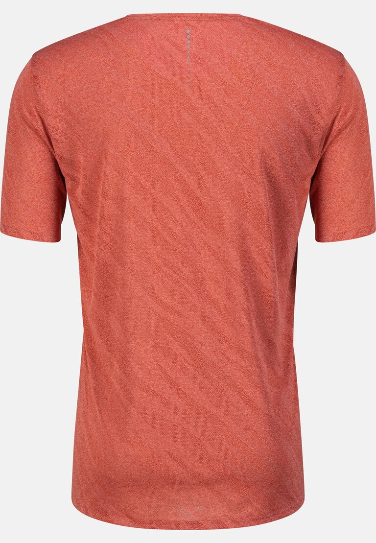 The Zeroweight Engineered Chill-Tec running t-shirt