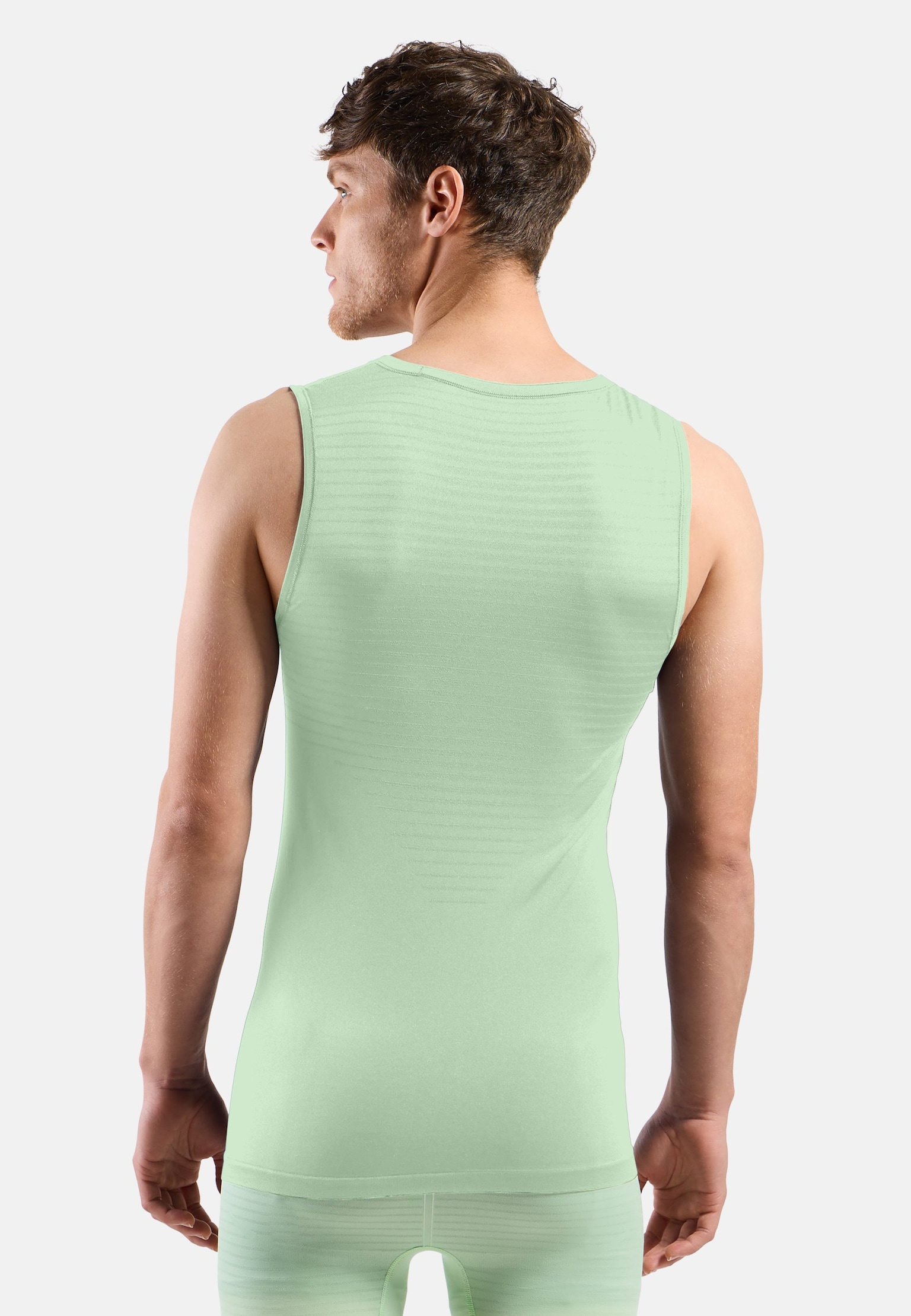 The Performance X-Light Base Layer Singlet