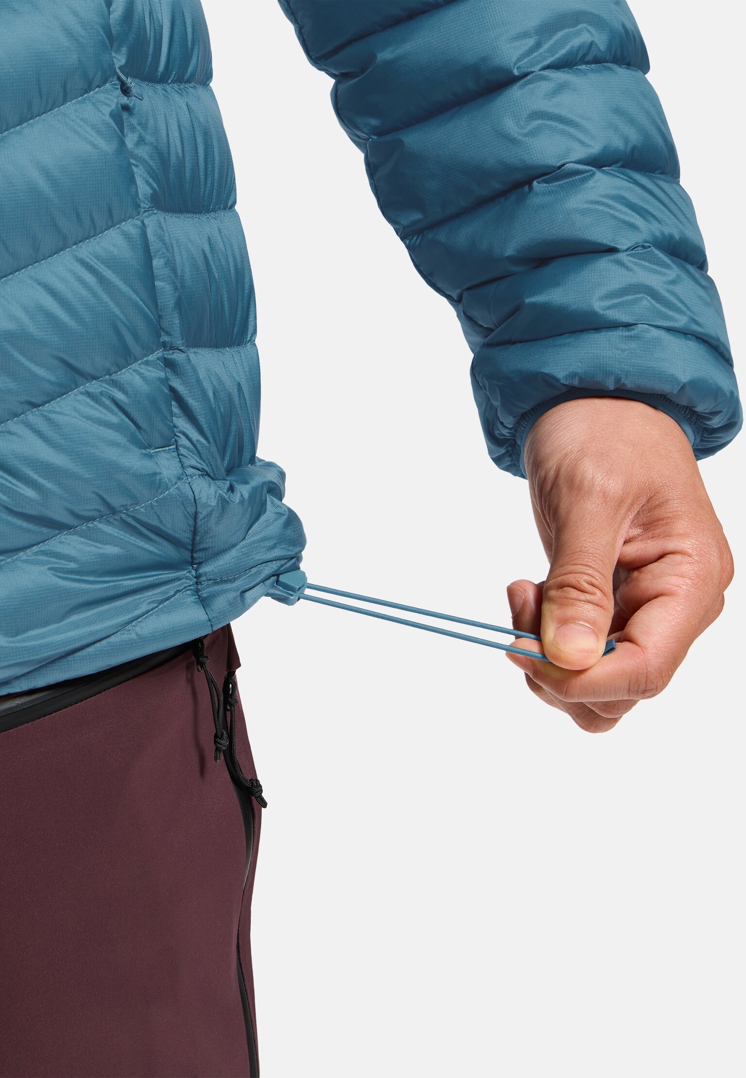 Veste à capuche compacte en duvet X-Alp