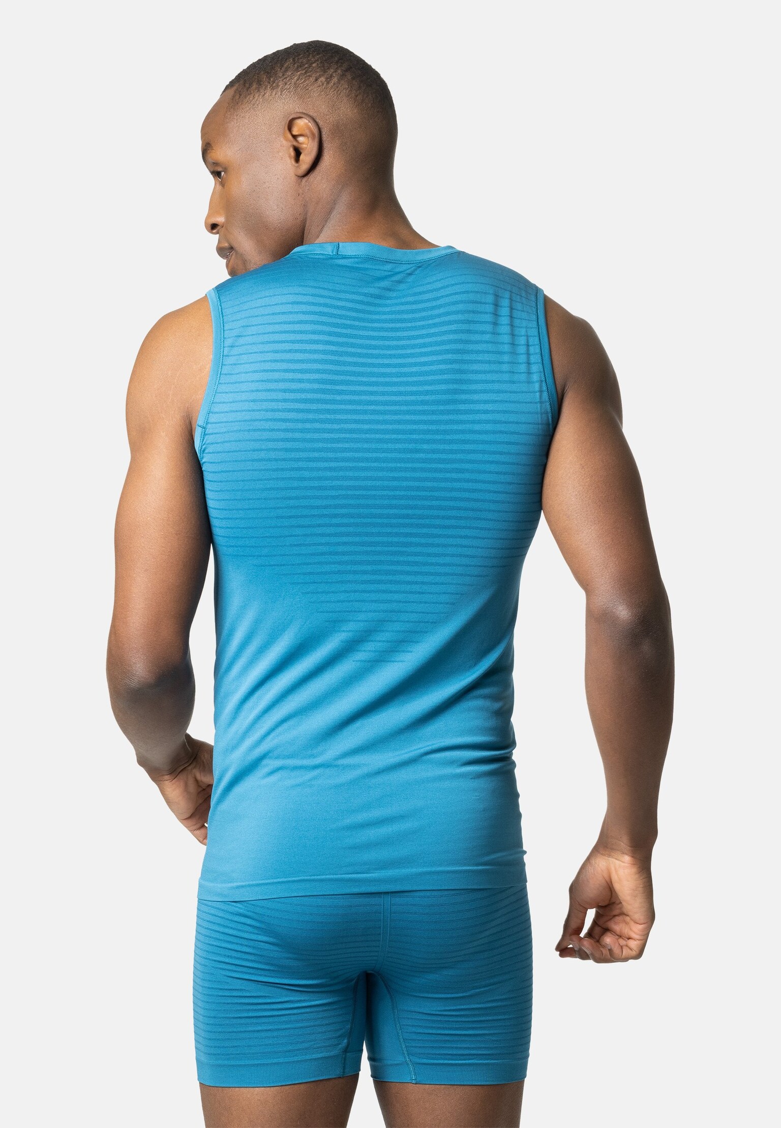 The Performance X-Light Base Layer Singlet