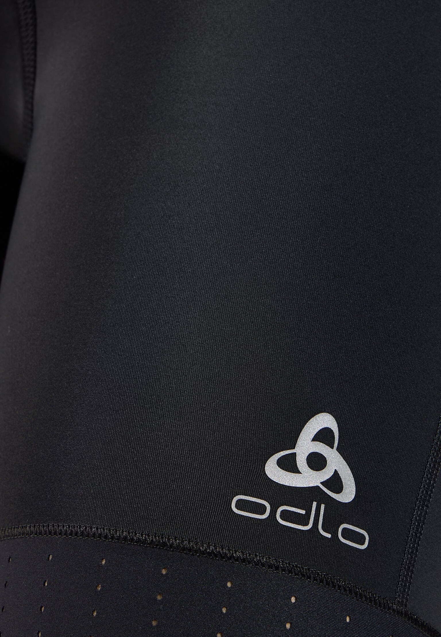 Shorts aderenti Zeroweight