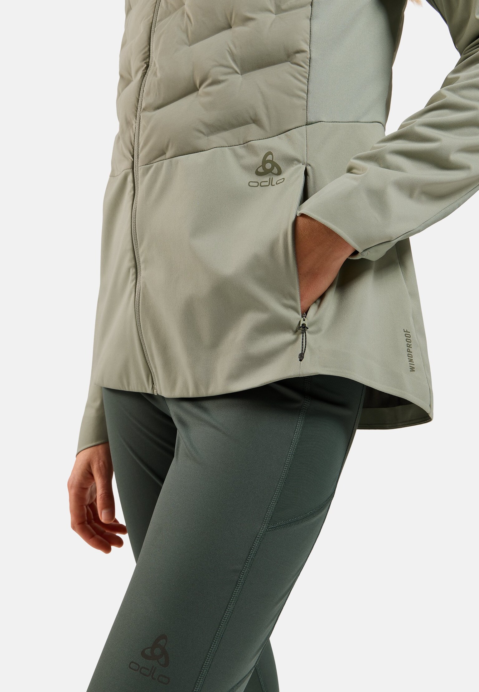 The Zeroweight Insulator running jacket