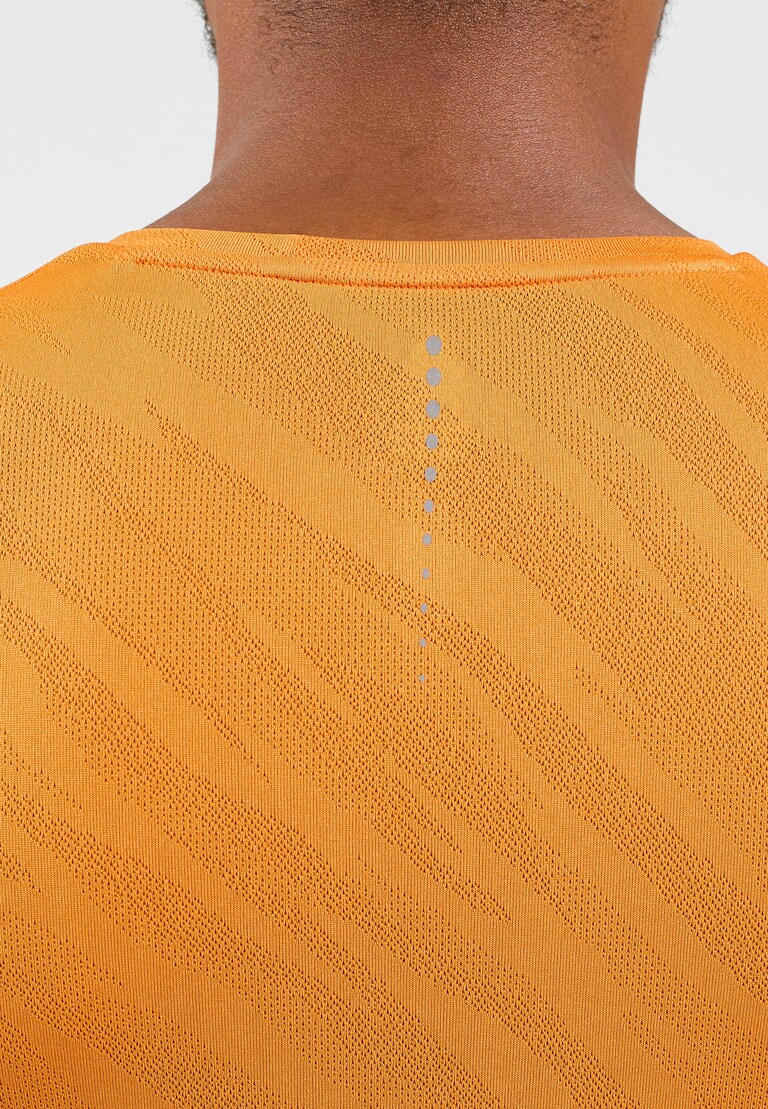 The Zeroweight Engineered Chill-Tec running t-shirt
