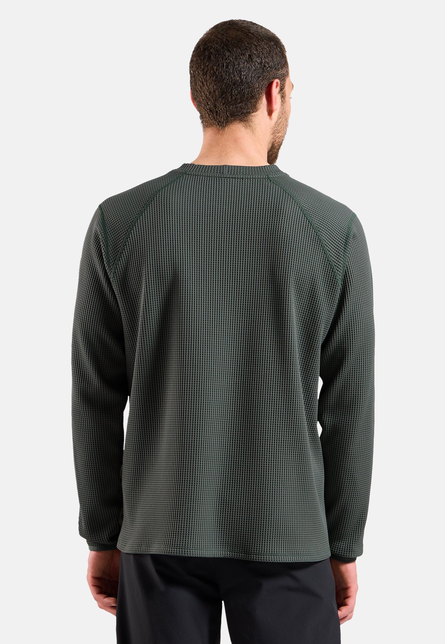 Cubic Multisport Mid Layer mit Rundhalsausschnitt