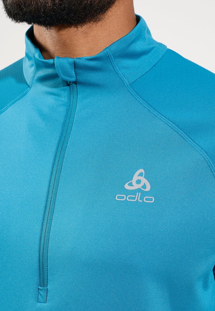 The Zeroweight mid layer running half-zip in saxony blue | High