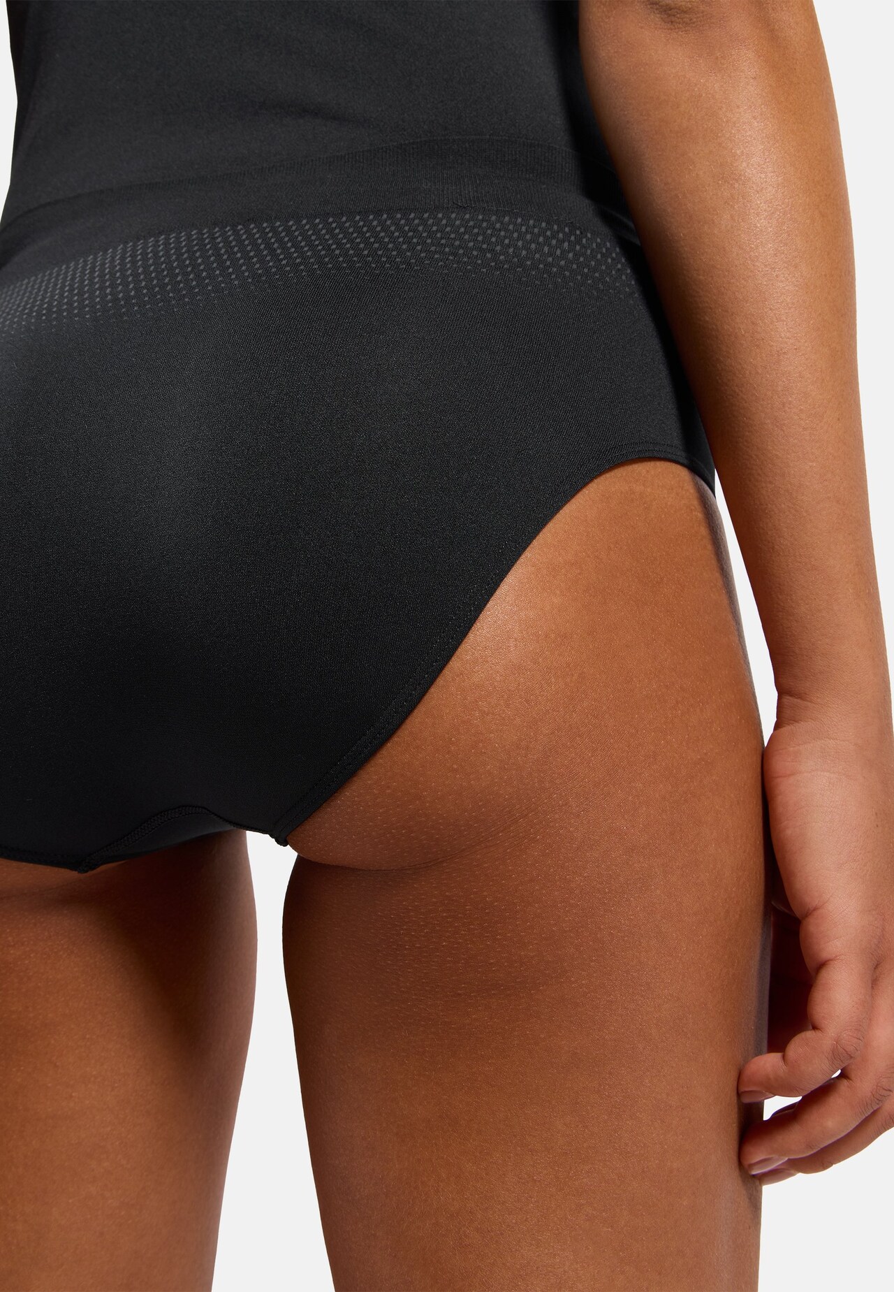 Performance Light Brief