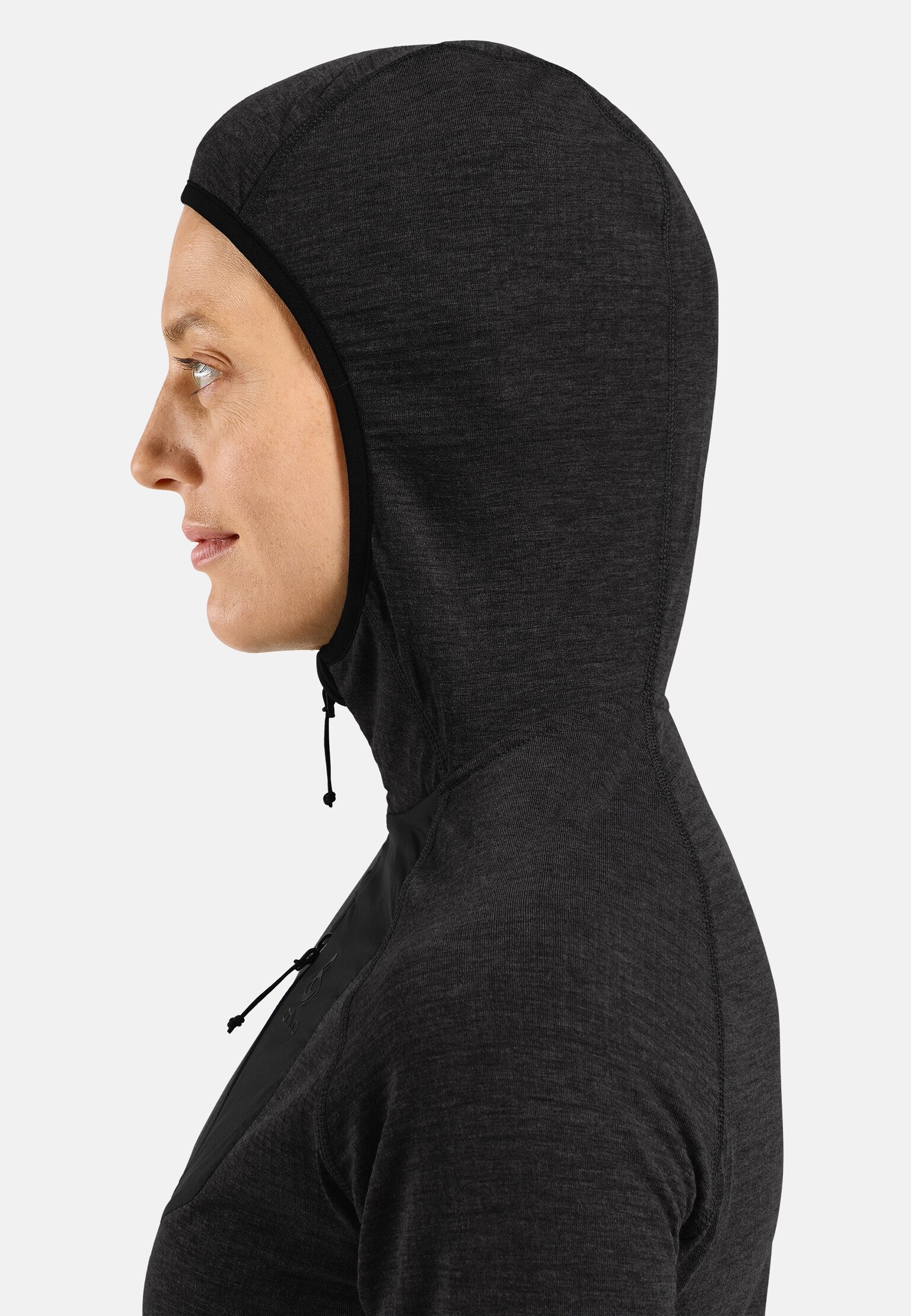 Ascent midlayer met capuchon en rits