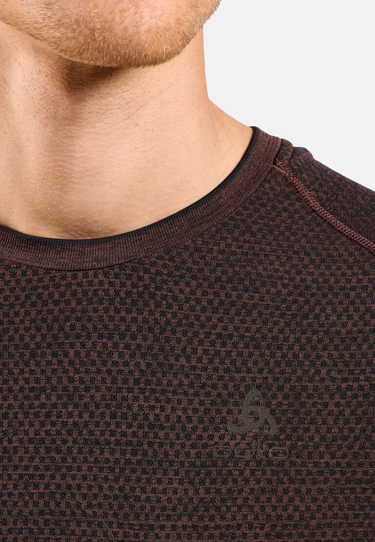 The Essentials seamless long sleeve running t-shirt
