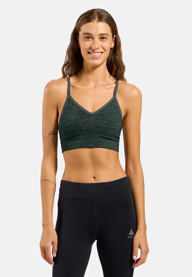 The Seamless soft-support sports bra