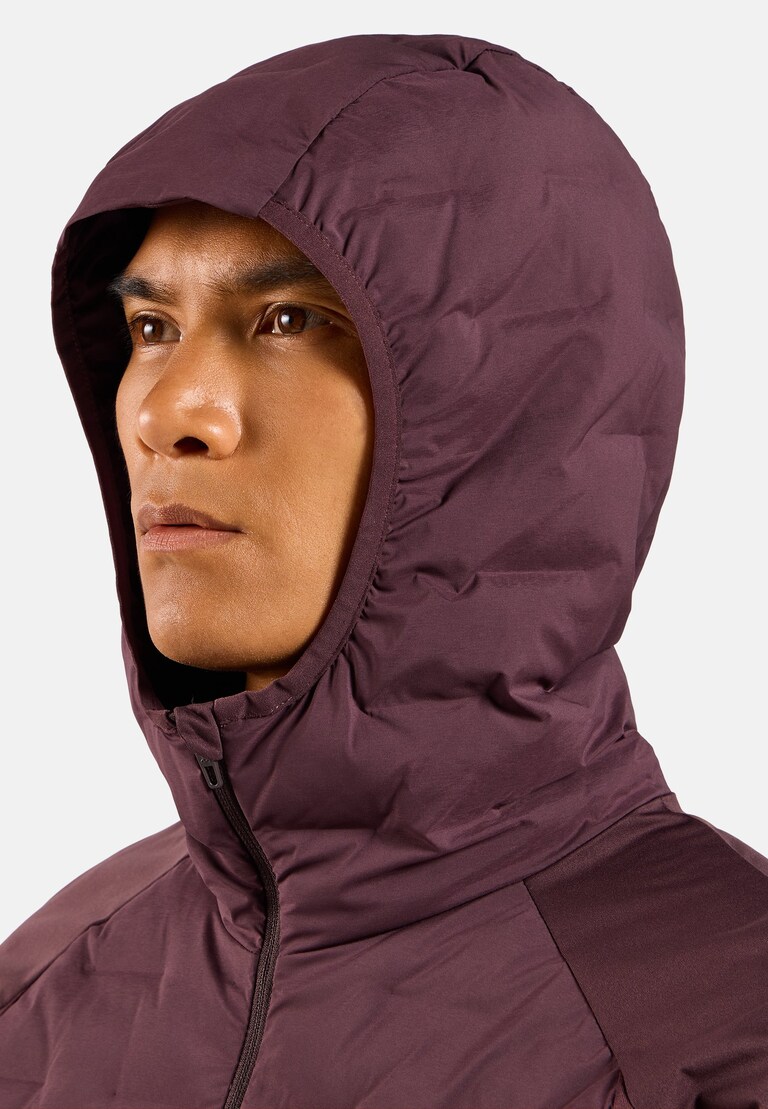 The Zeroweight Insulator running jacket