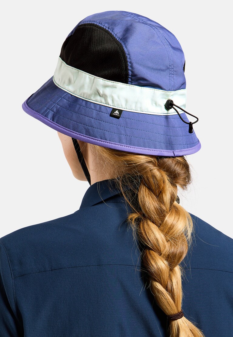The Performance Light bucket hat