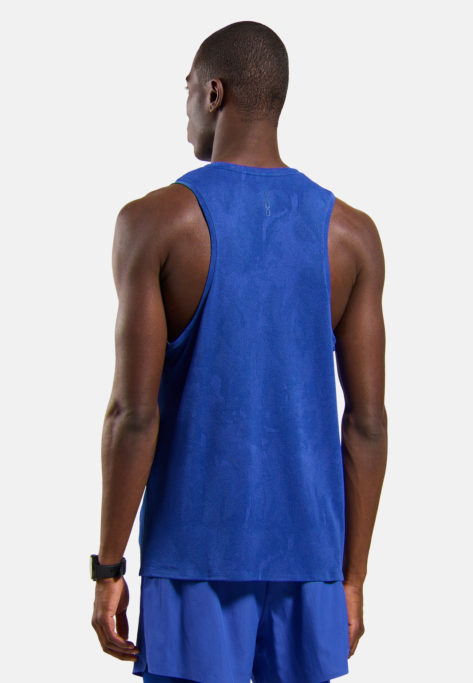 The Zeroweight Engineered Chill-Tec crew neck running tank