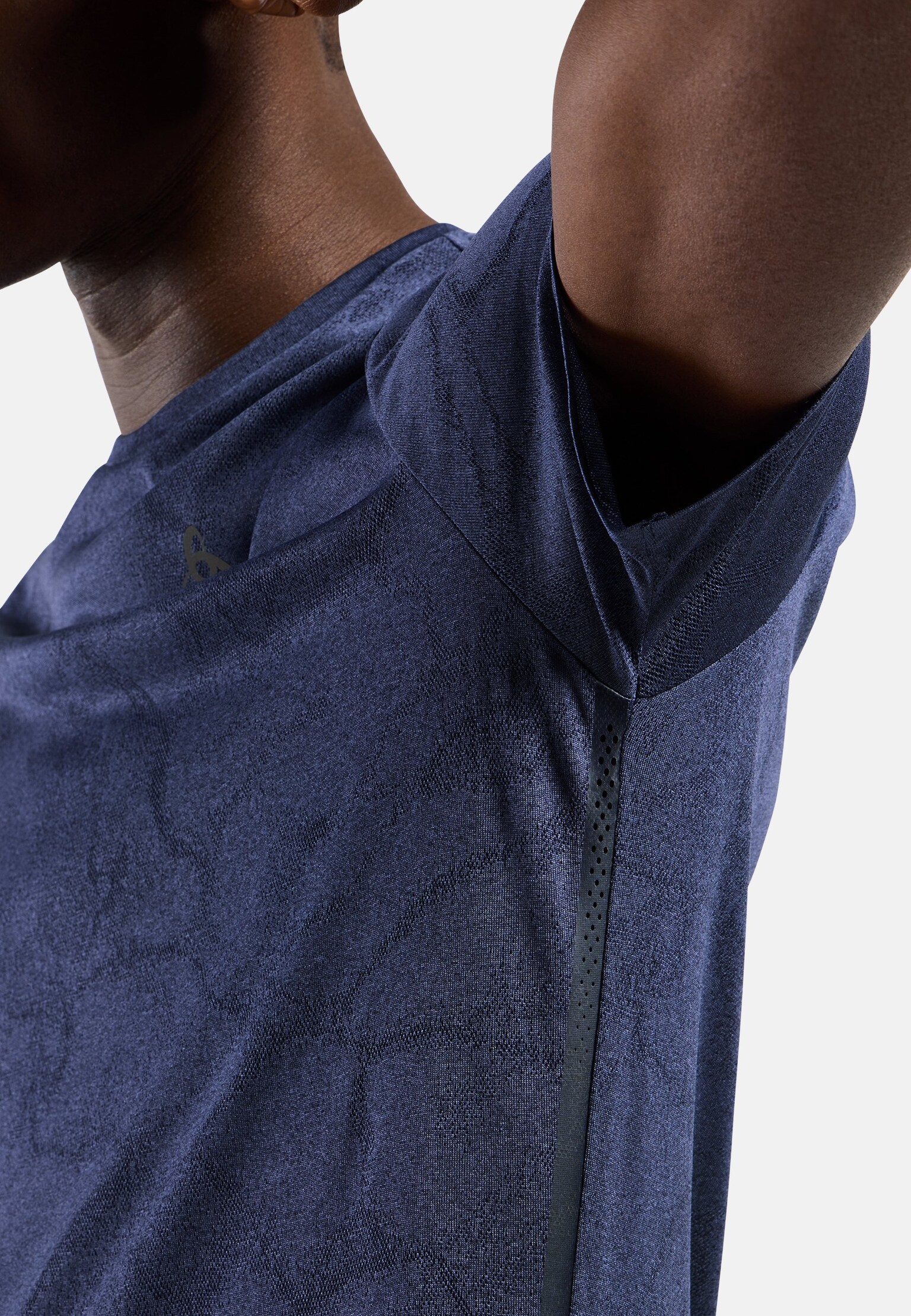 The Zeroweight engineered Chill-Tec running t-shirt