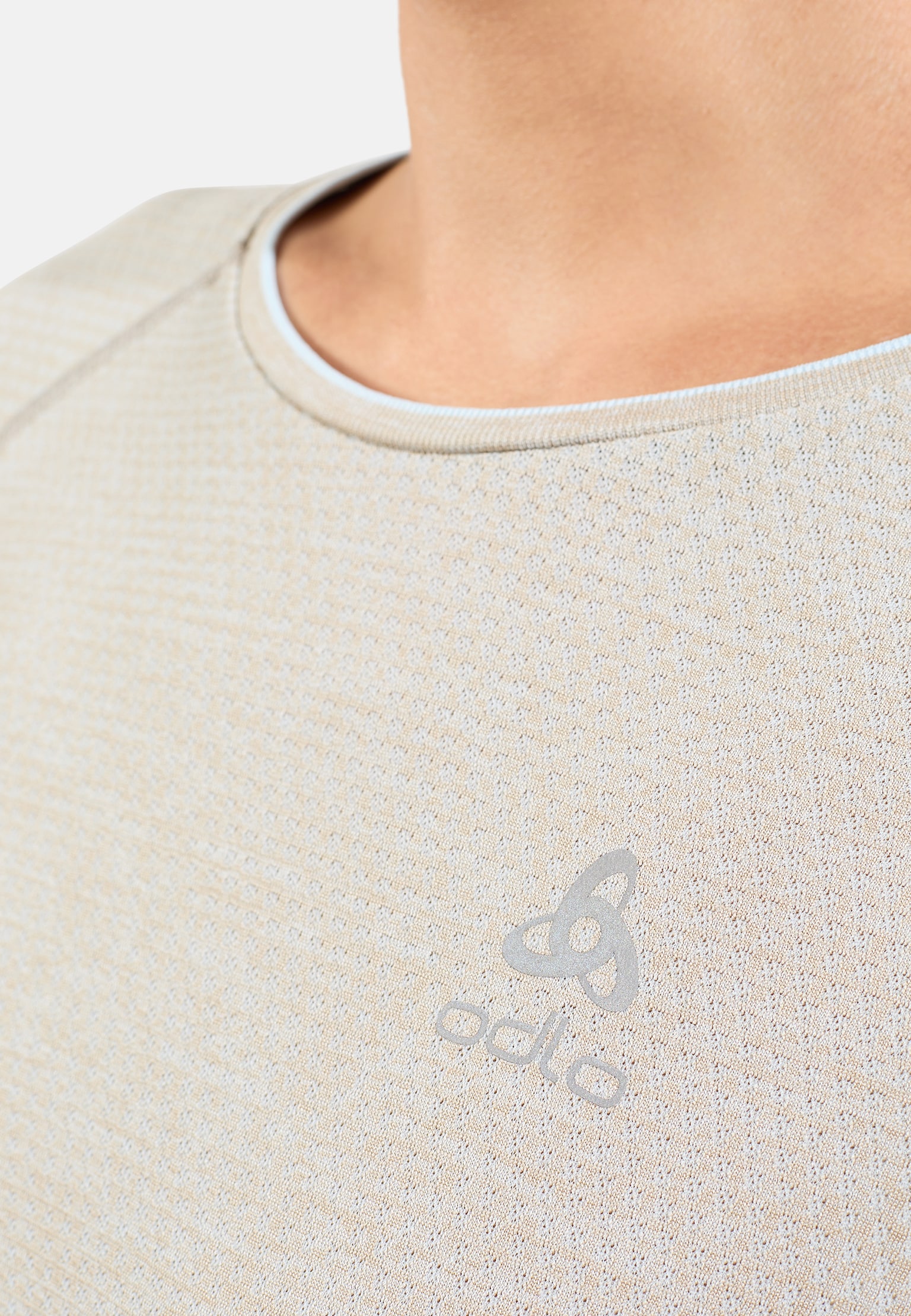 Essentials Seamless Langarm-Laufshirt