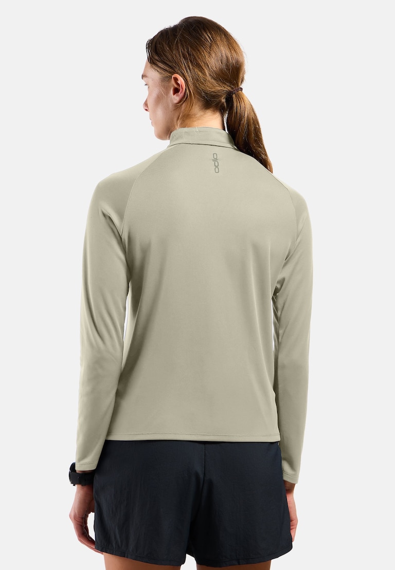 The women's Essentials half-zip running mid layer