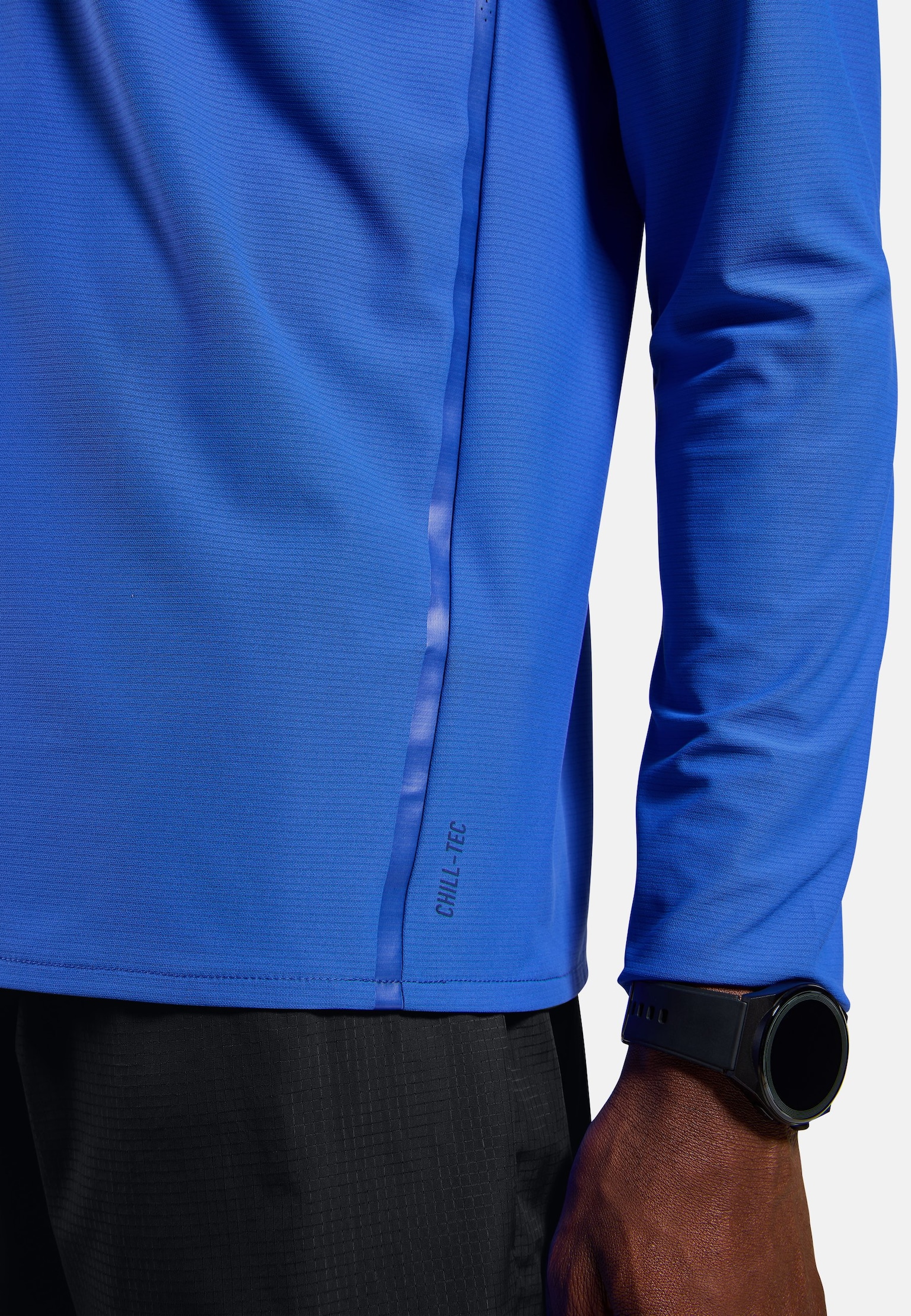 The Zeroweight Chill-Tec long-sleeve running t-shirt 2.0