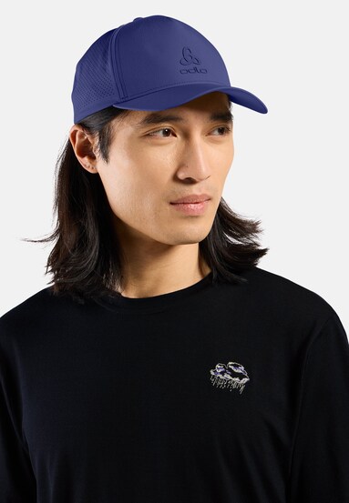 The Performance snapback cap
