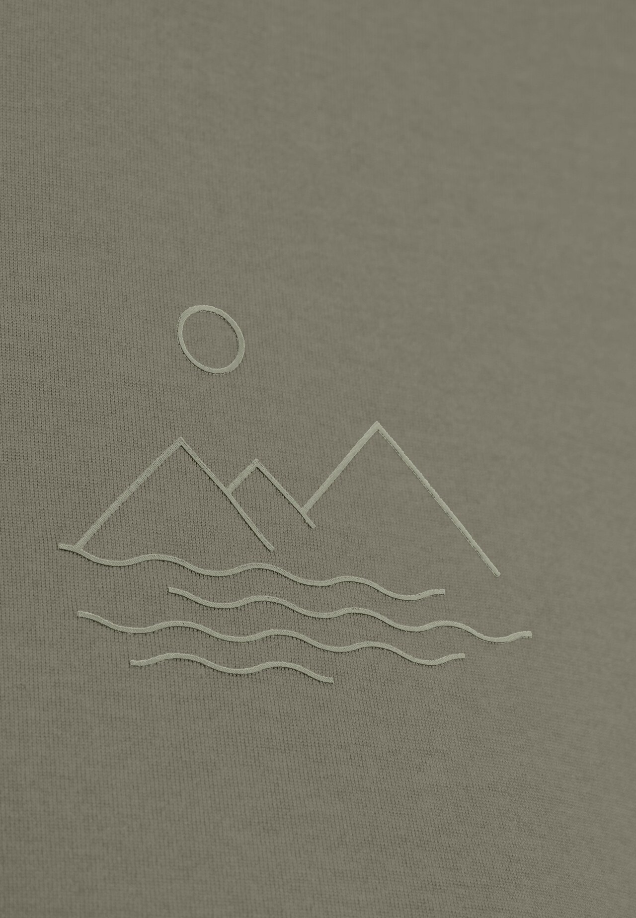 Ascent Sun. Sea. Mountains. T-Shirt