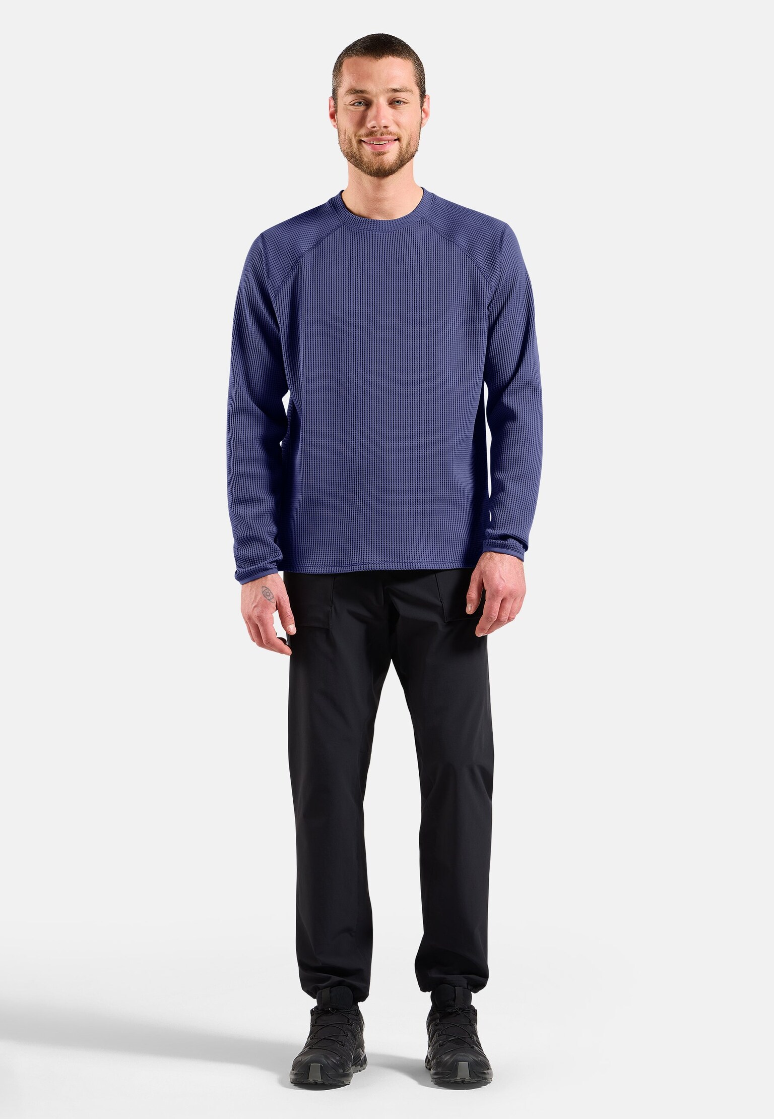 Cubic Multisport Mid Layer mit Rundhalsausschnitt