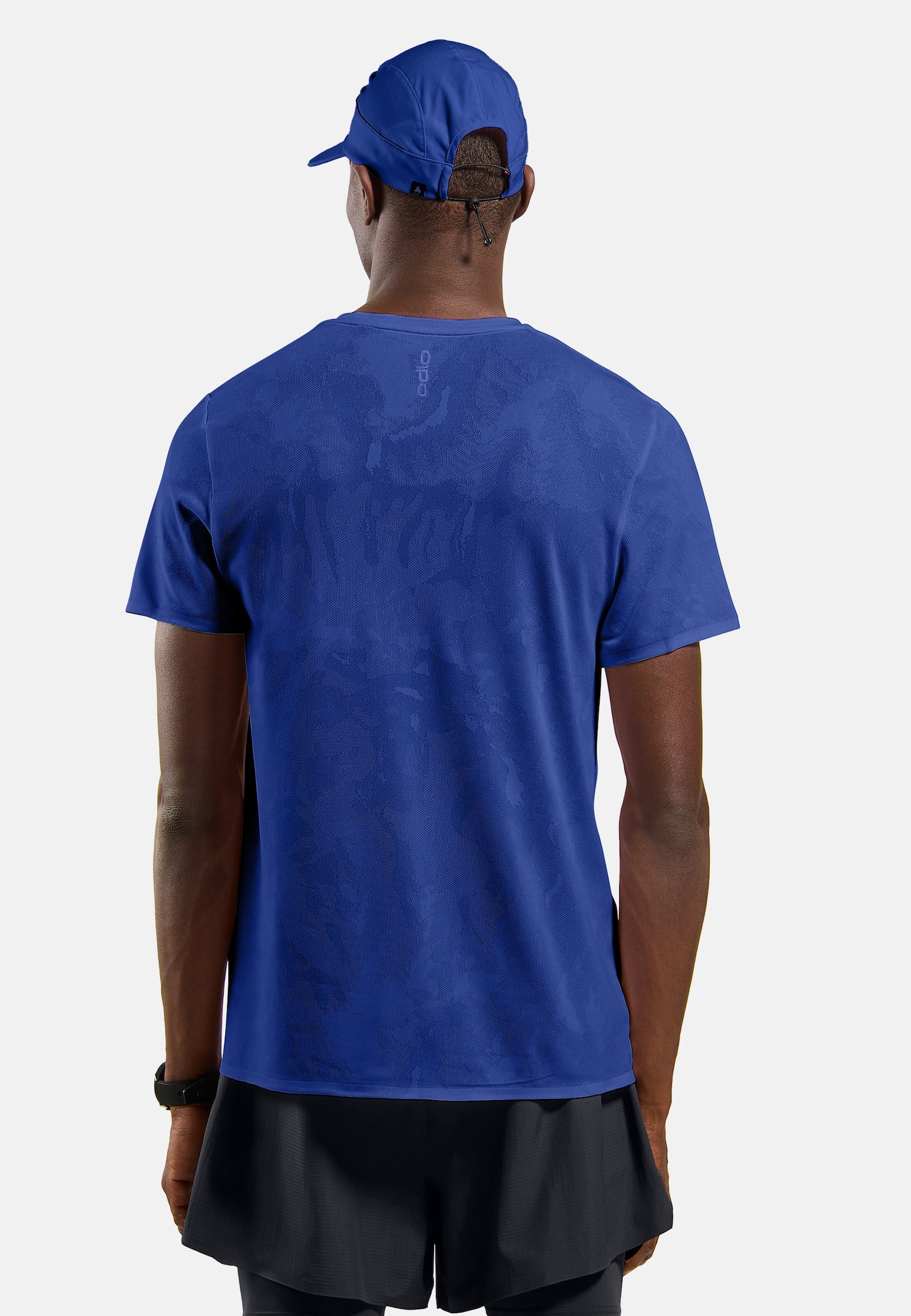 The Zeroweight Engineered Chill-Tec running t-shirt
