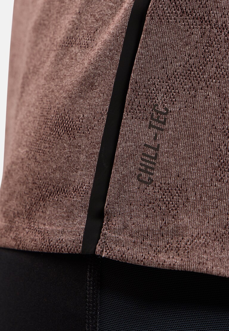 The Zeroweight engineered Chill-Tec running t-shirt