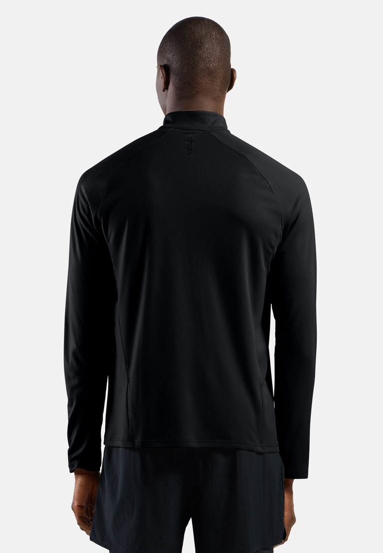 The men's Essentials half-zip running mid layer