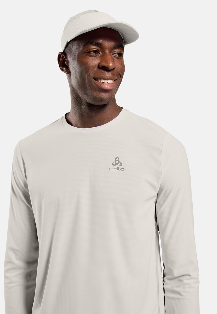 Zeroweight Chill-Tec Long-Sleeve Running T-Shirt in Gardenia | Odlo